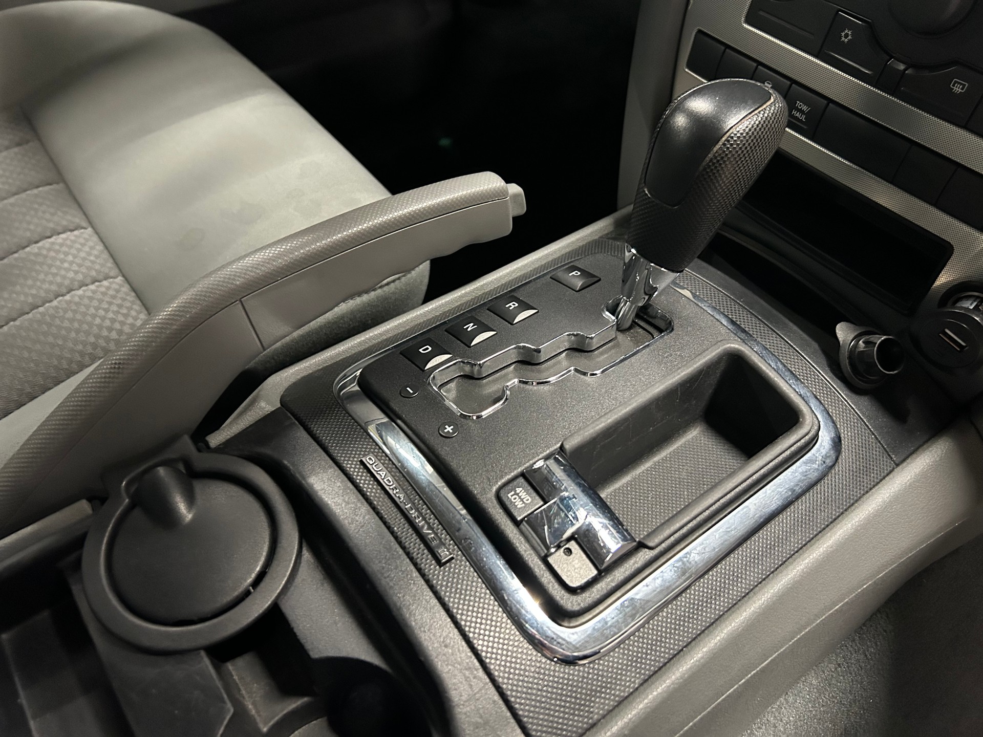 JEEP Grand Cherokee 4.7 V8 Laredo Automatic-image-17