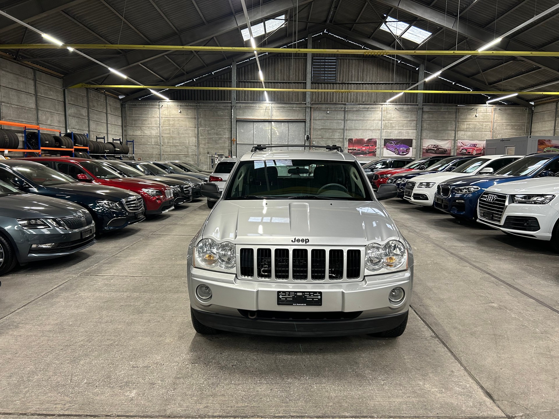 JEEP Grand Cherokee 4.7 V8 Laredo Automatic-image-8