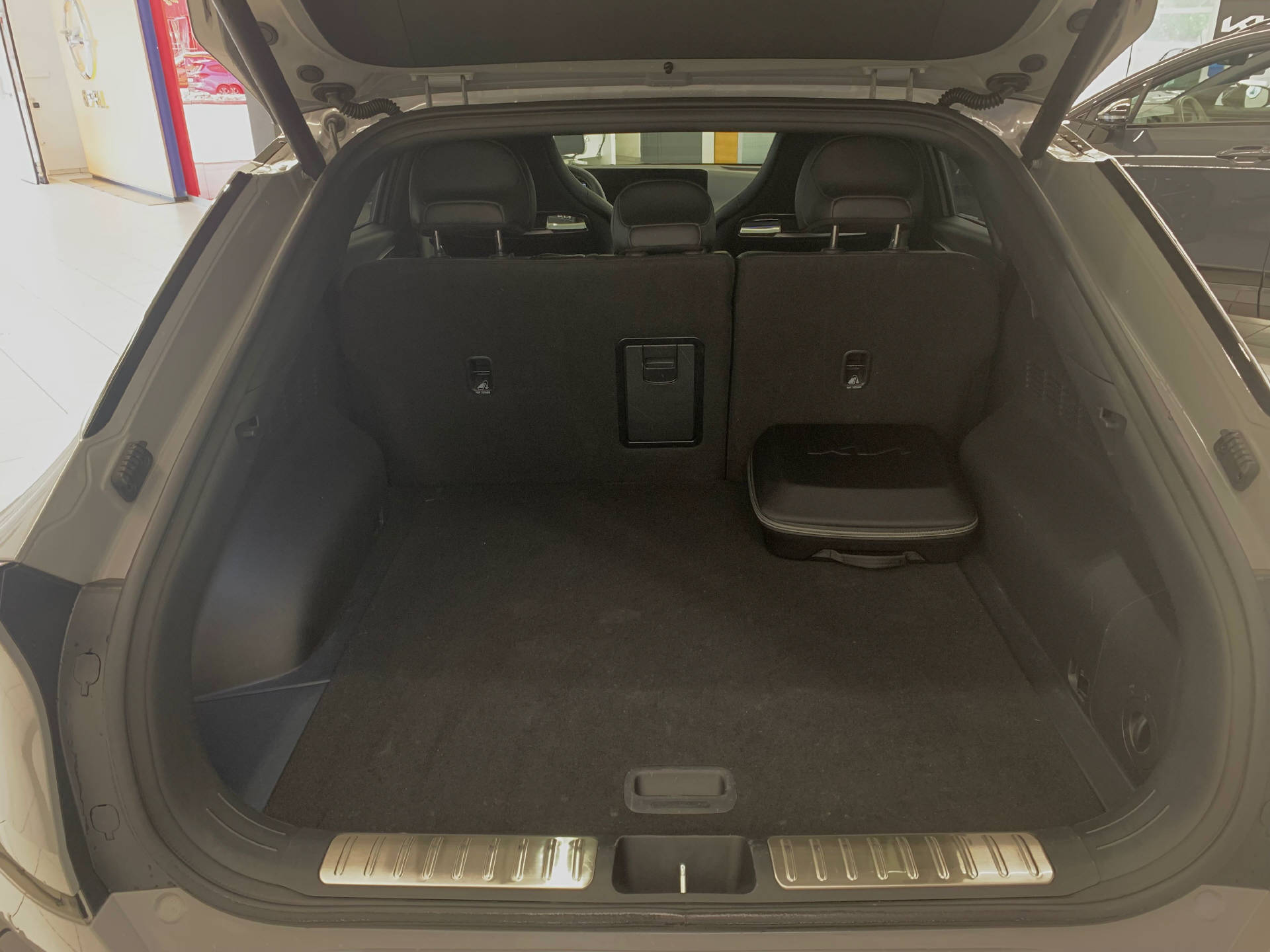 KIA EV6 84 kWh GT 4x4-image-13