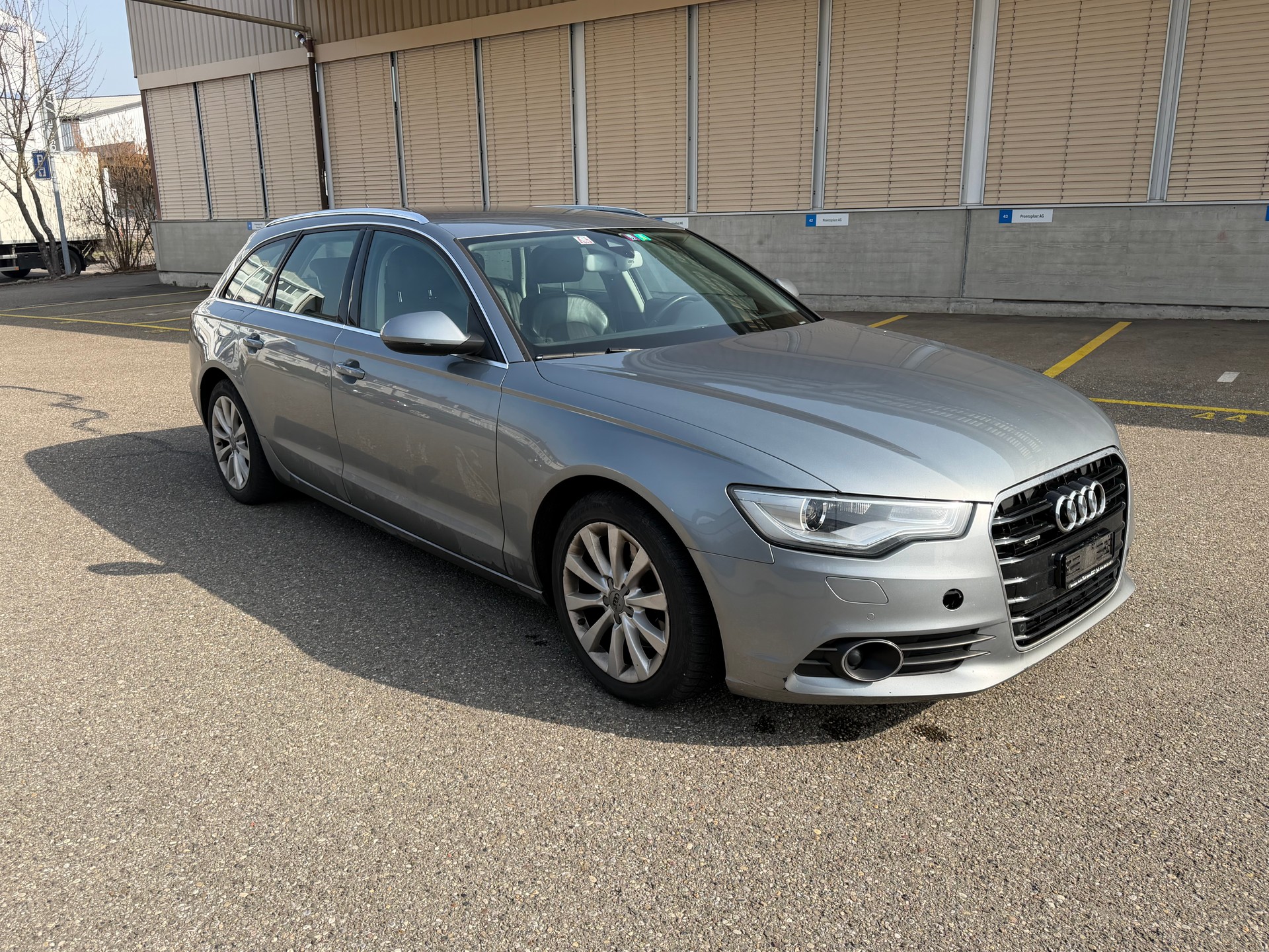 AUDI A6 Avant 3.0 TDI V6 quattro S-tronic-image-4
