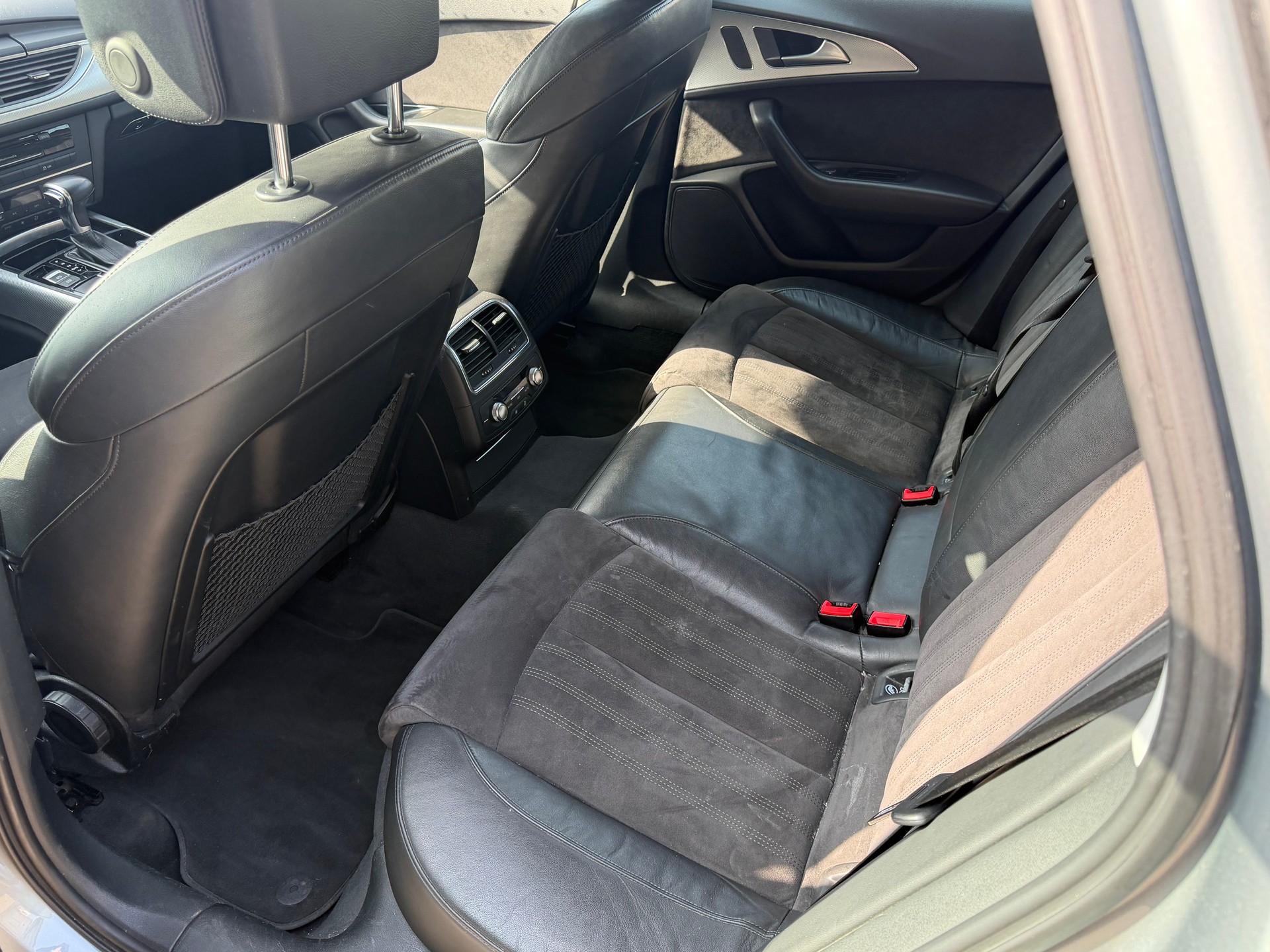 AUDI A6 Avant 3.0 TDI V6 quattro S-tronic-image-6