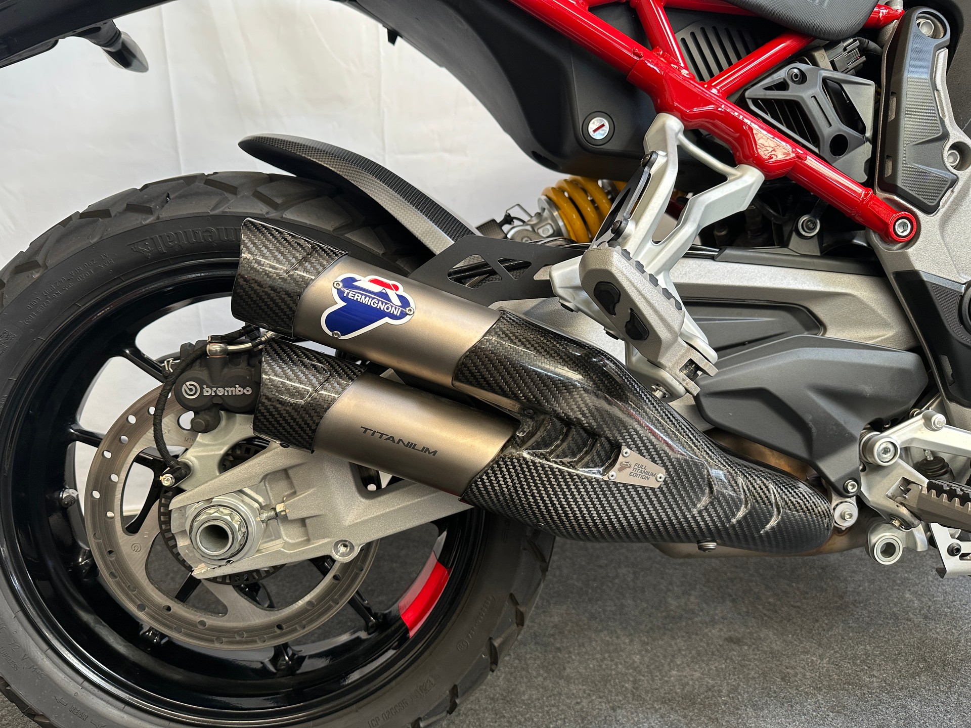 DUCATI Multistrada V4 S Travel & Radar-showroom-element-2