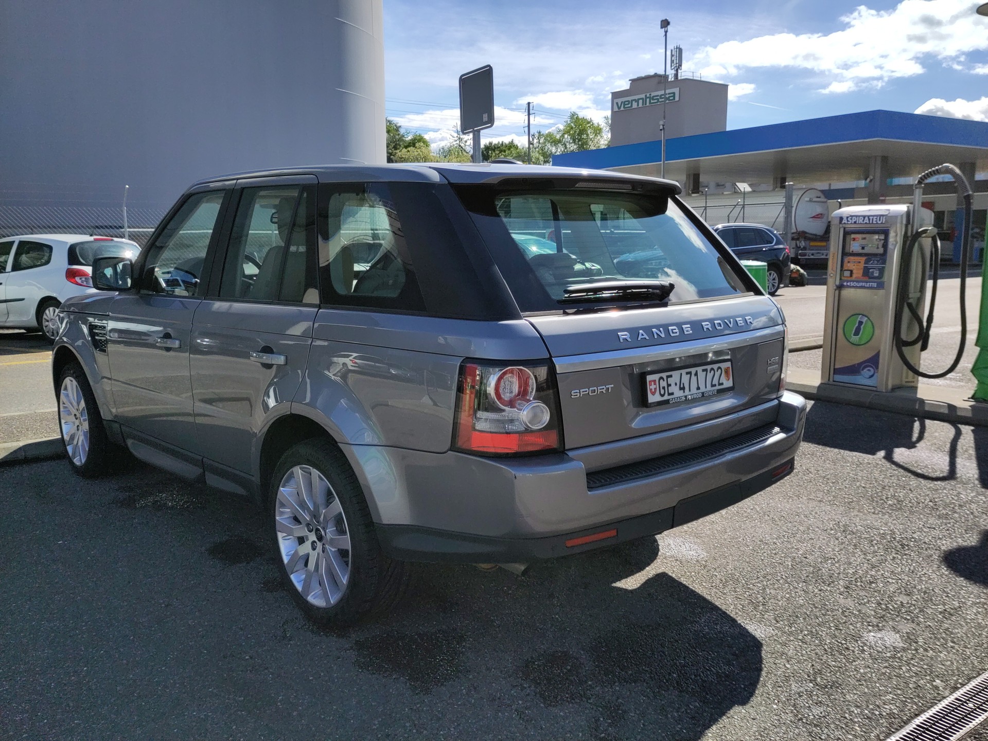 LAND ROVER Range Rover Sport 3.0 TDV6 HSE Automatic-image-13