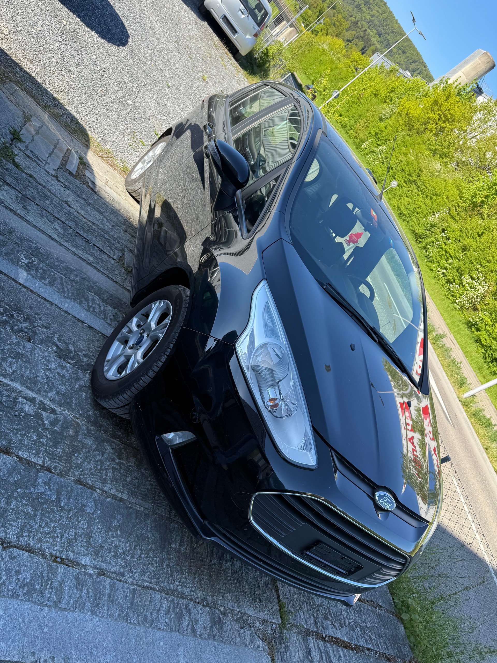 FORD B-Max 1.6 Ti-VCT Freetech PowerShift-image-1