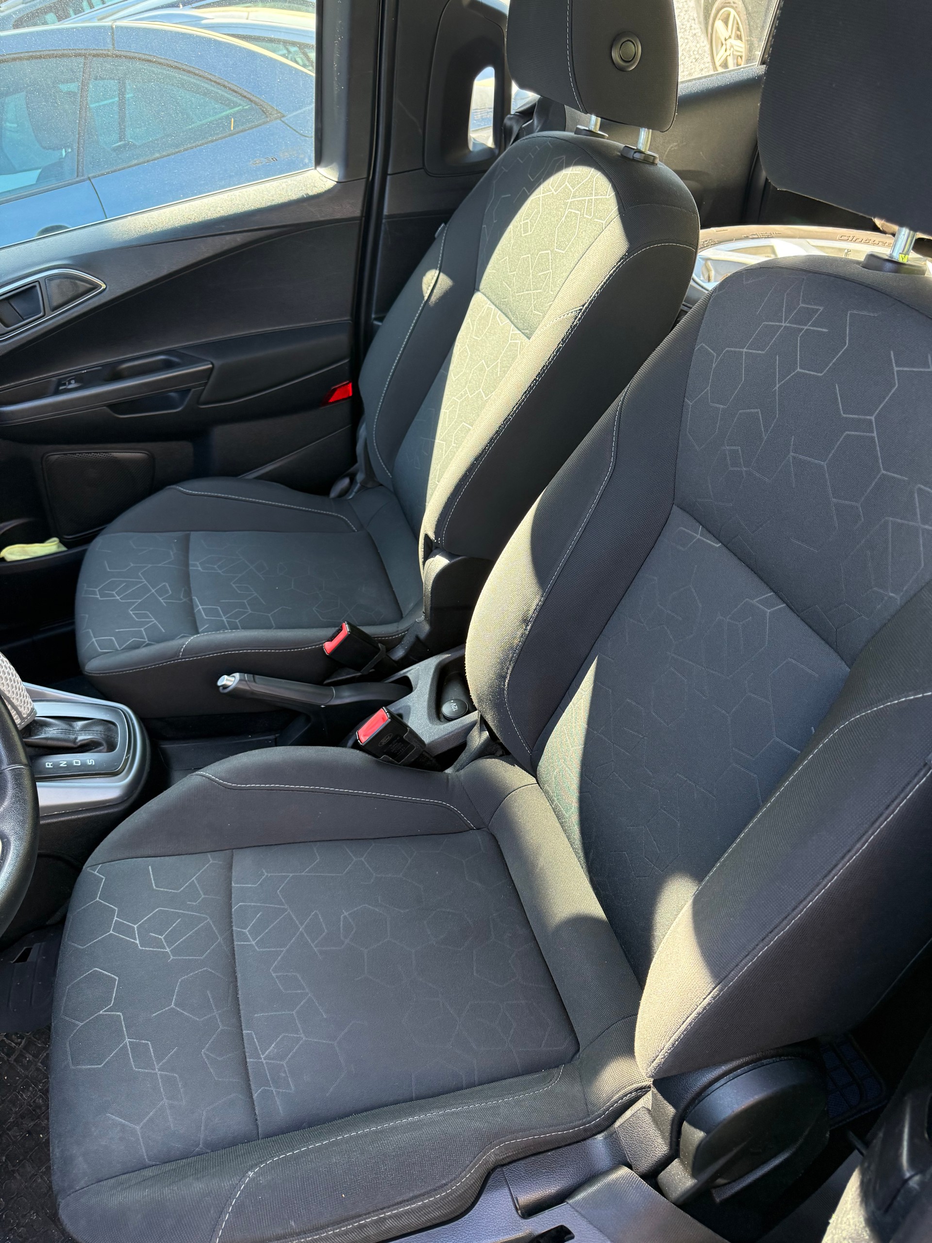 FORD B-Max 1.6 Ti-VCT Freetech PowerShift-image-8