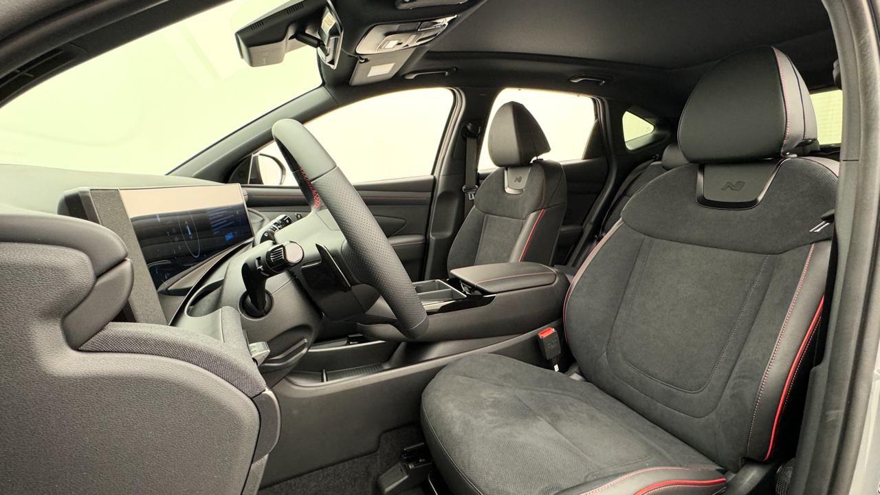 HYUNDAI Tucson 1.6 TGDI HEV N-Line 4WD-image-4