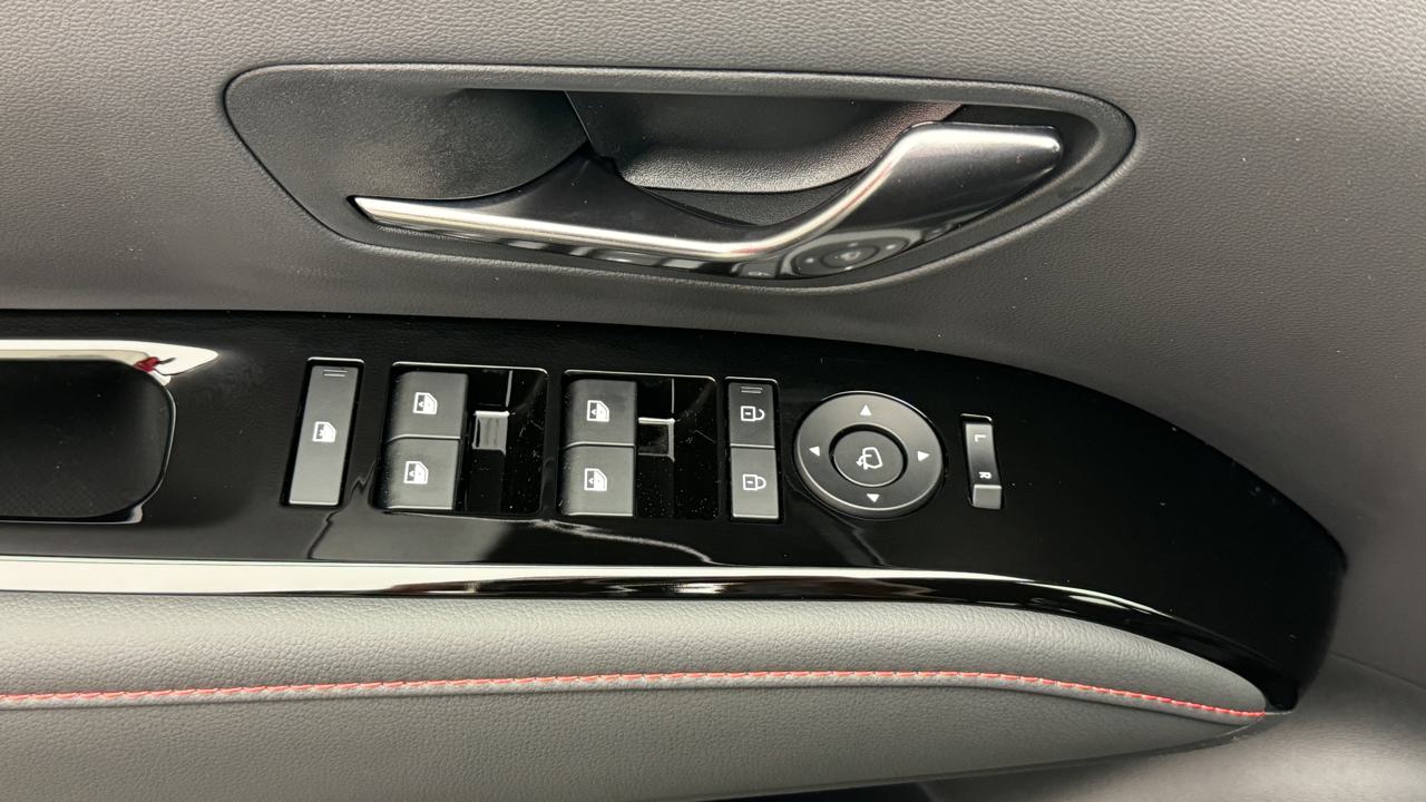 HYUNDAI Tucson 1.6 TGDI HEV N-Line 4WD-image-8