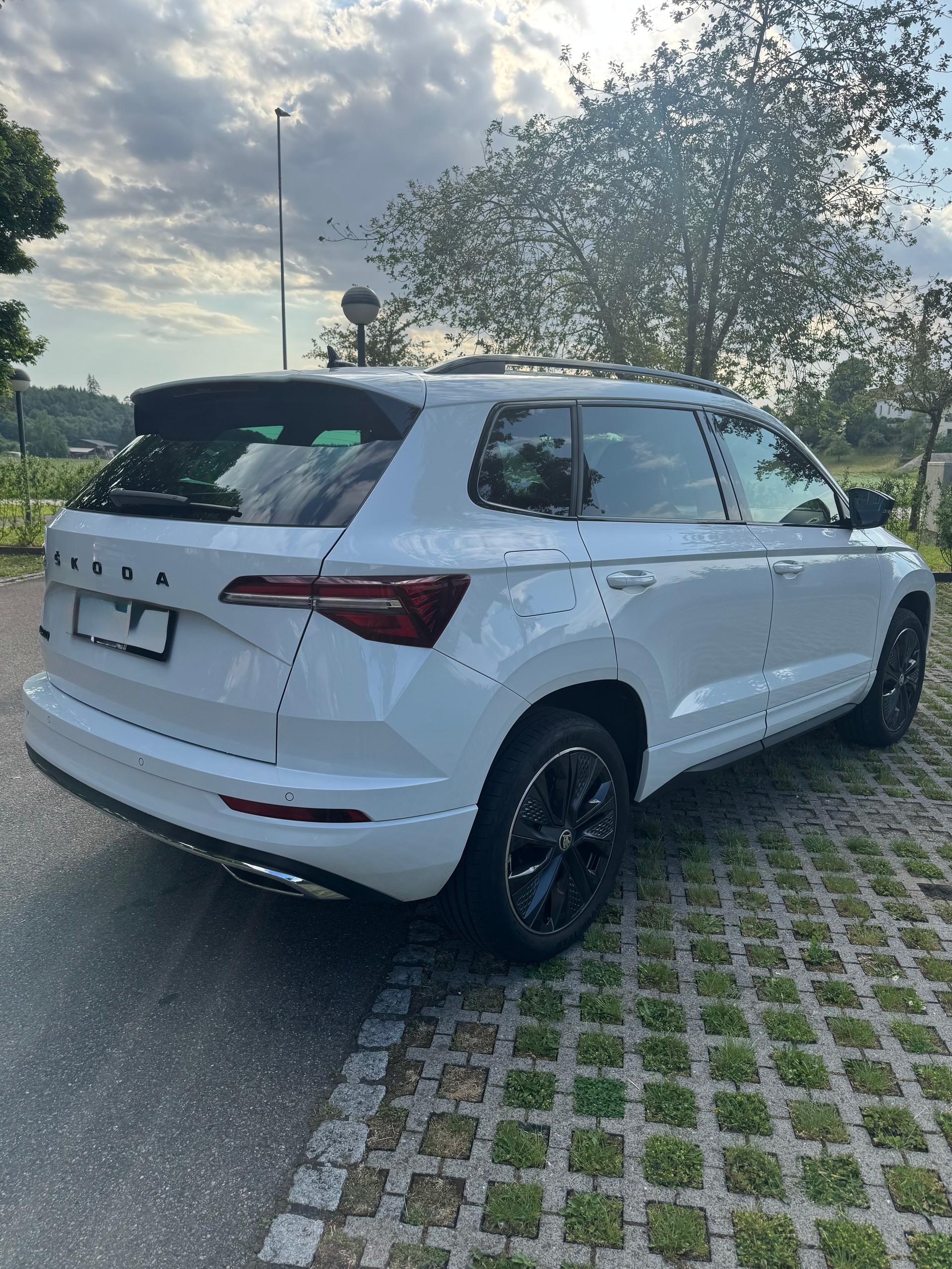 SKODA 1.5 TSI SportLine DSG-image-3