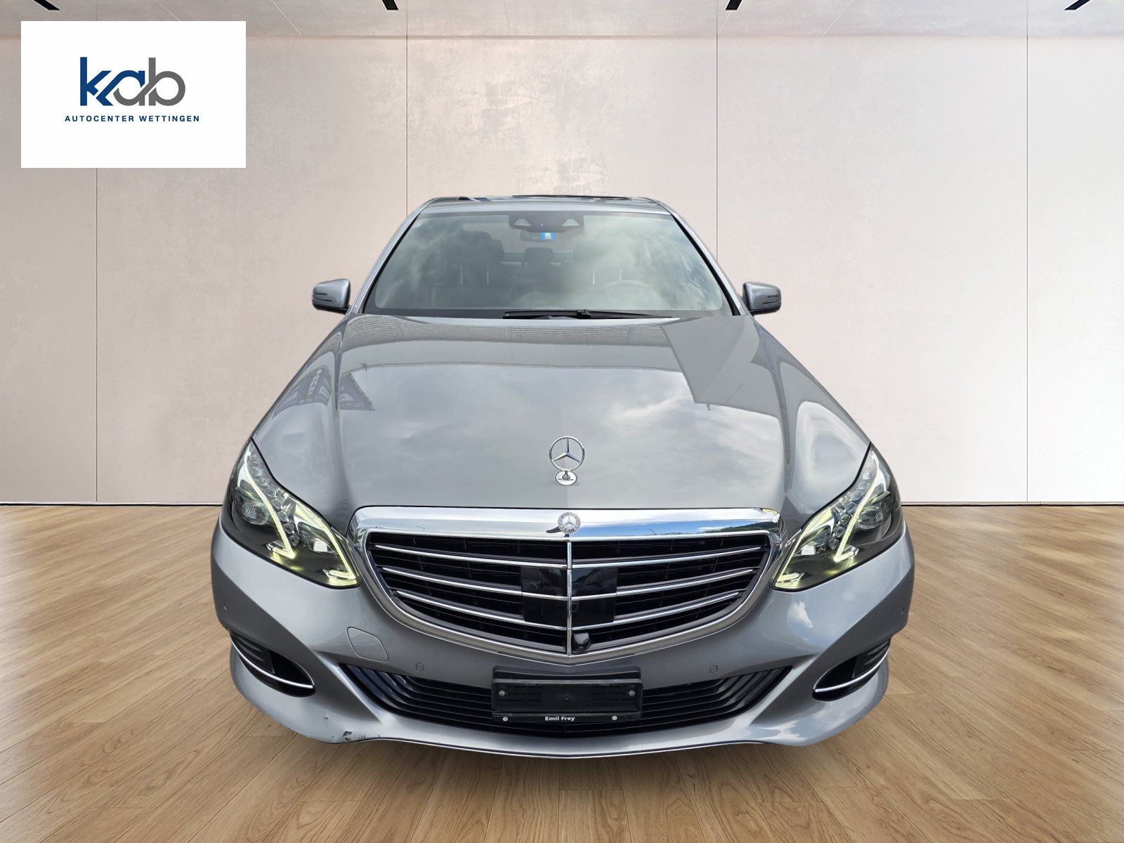 MERCEDES-BENZ E 400 4Matic 7G-Tronic-image-1
