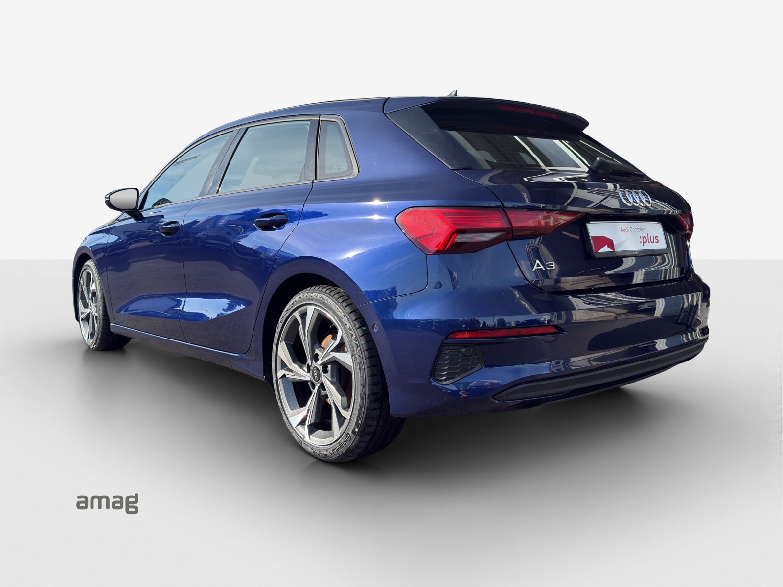 AUDI A3 Sportback 35 TFSI Attraction S-tronic-image-2