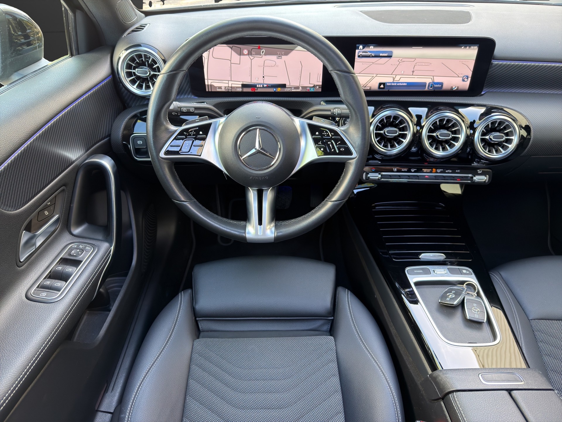 MERCEDES-BENZ A 180 d Progressive 8G-DCT Facelift Panorama Dach-image-8