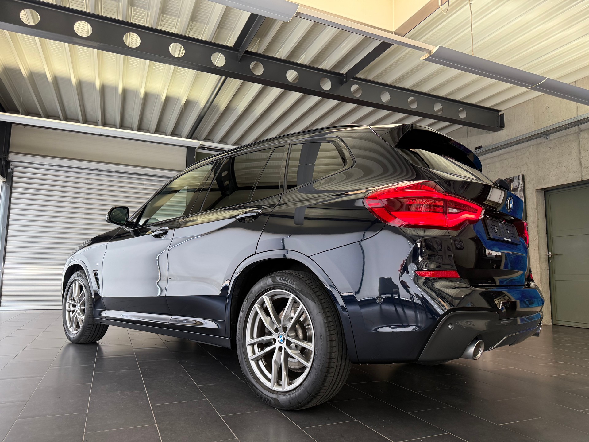 BMW X3 20d xDrive-image-10