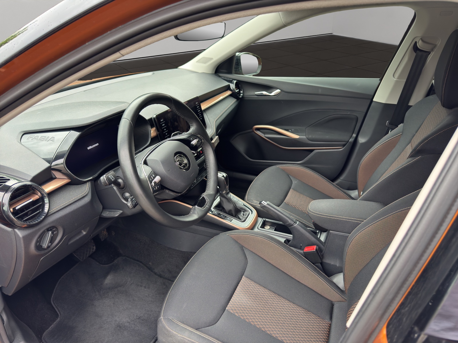 SKODA Fabia 1.0 TSI First Edition DSG-showroom-element-3