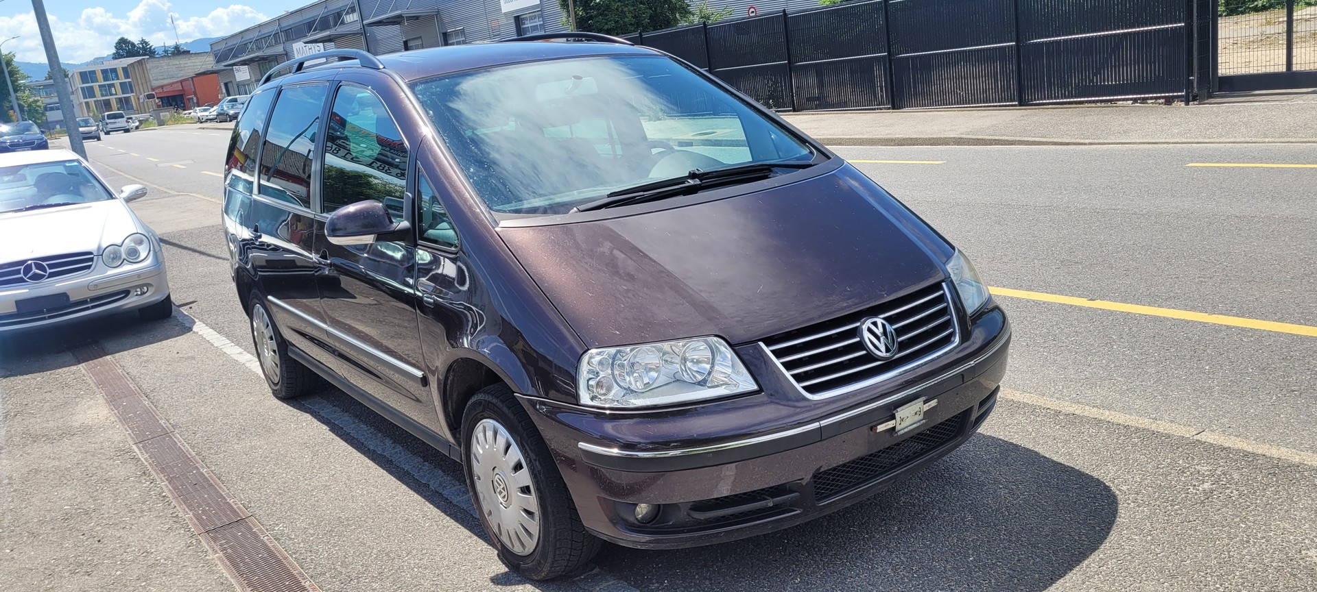 VW Sharan 1.9 TDI Freestyle-image-2
