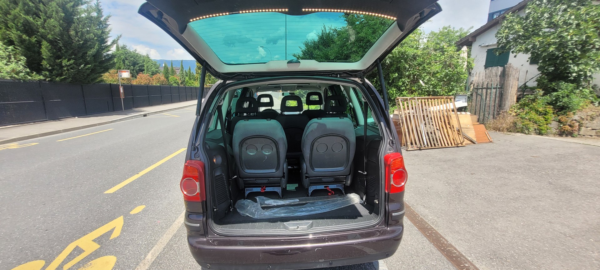 VW Sharan 1.9 TDI Freestyle-image-8