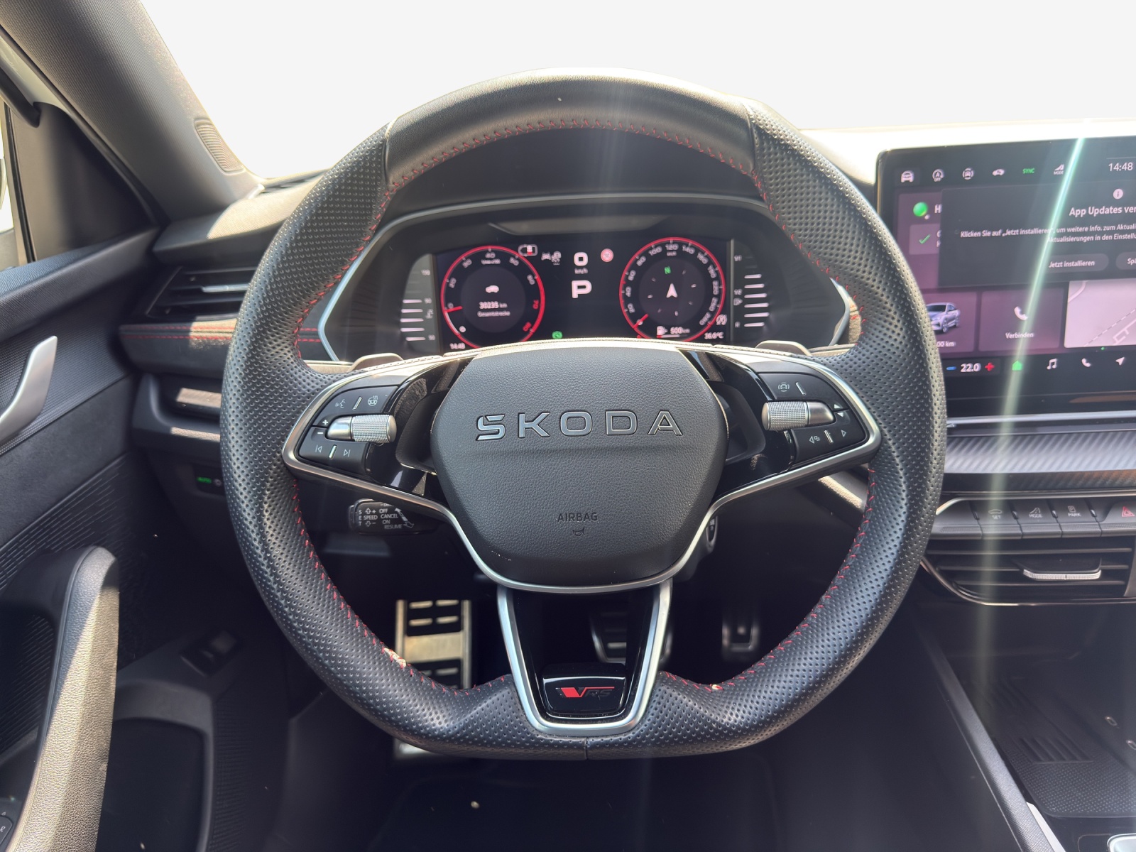 SKODA Octavia Combi 2.0 TSI DSG RS-image-9