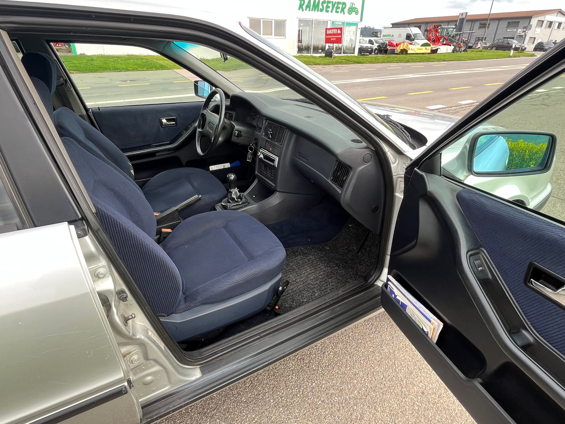 AUDI 80 2.8 E V6 quattro-image-12