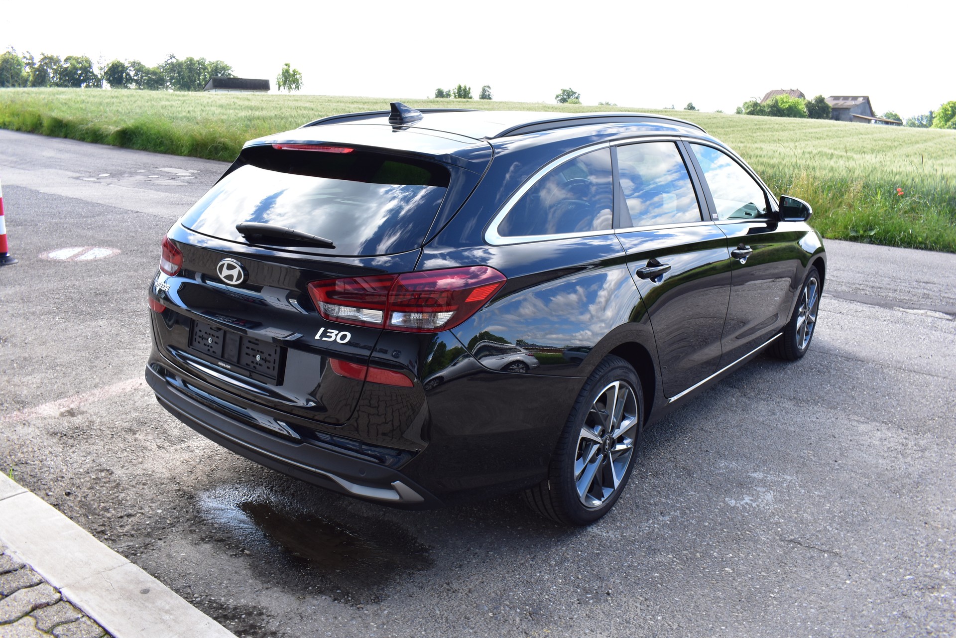 HYUNDAI i30 Wagon 1.5 T-GDi Vertex 48V MH DCT-image-3