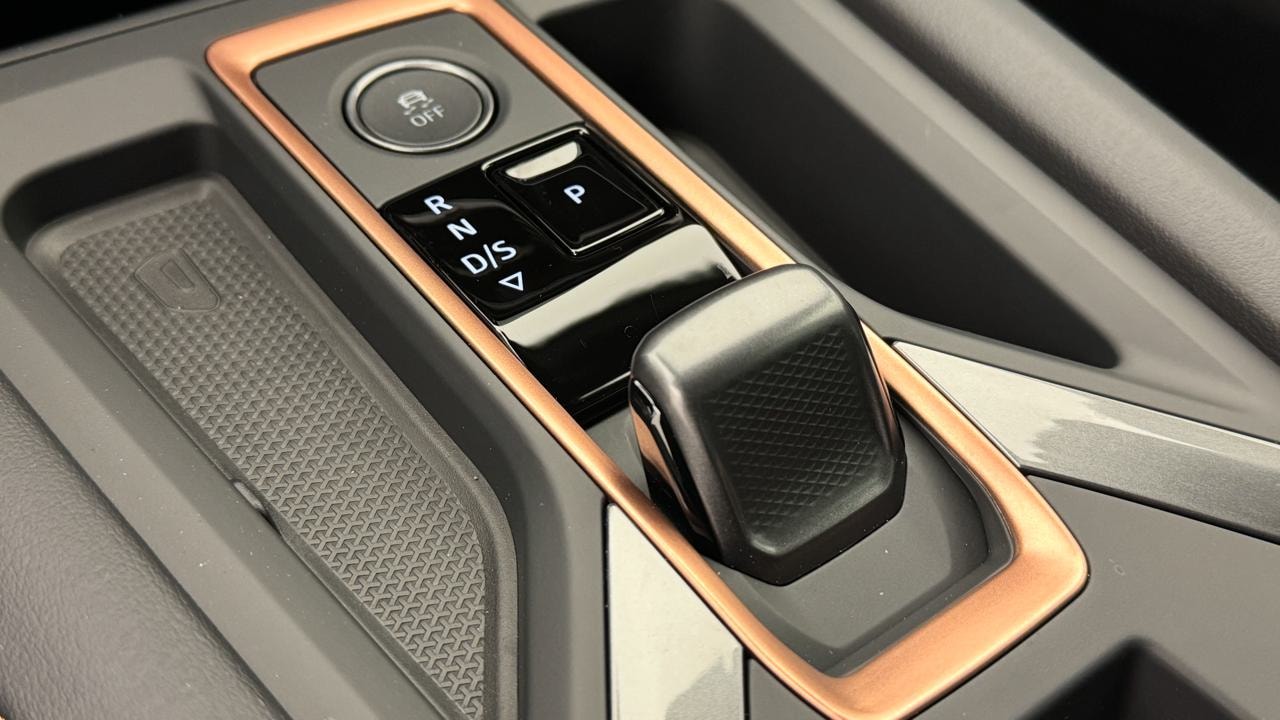 CUPRA LEON ST 1.5 e-HYBRID pHEV VZ Black Edition-image-10