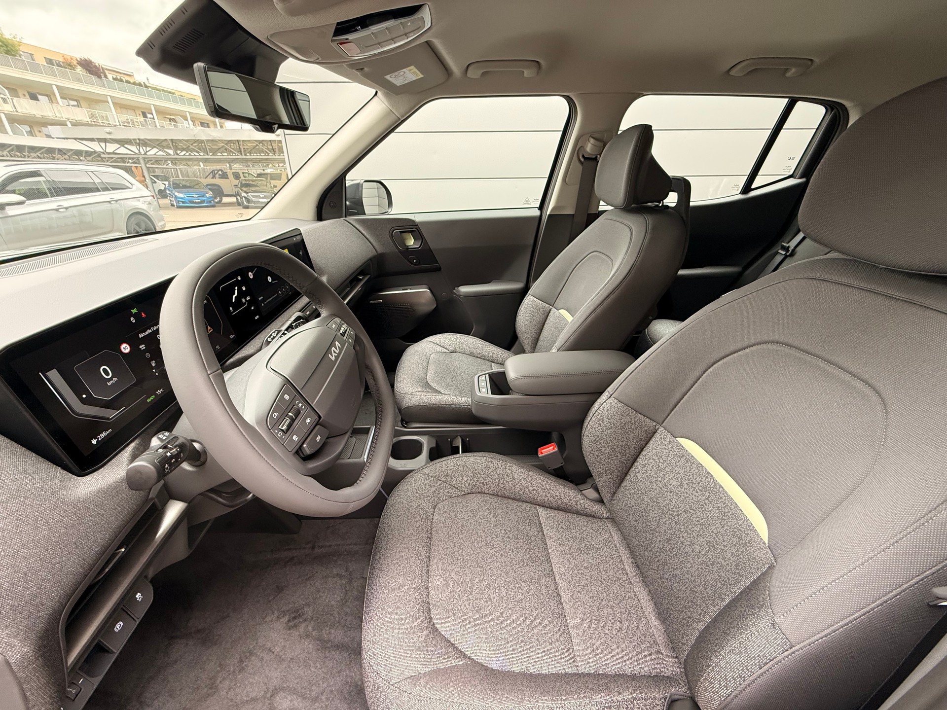 KIA EV2 42.2 kWh Earth-image-7