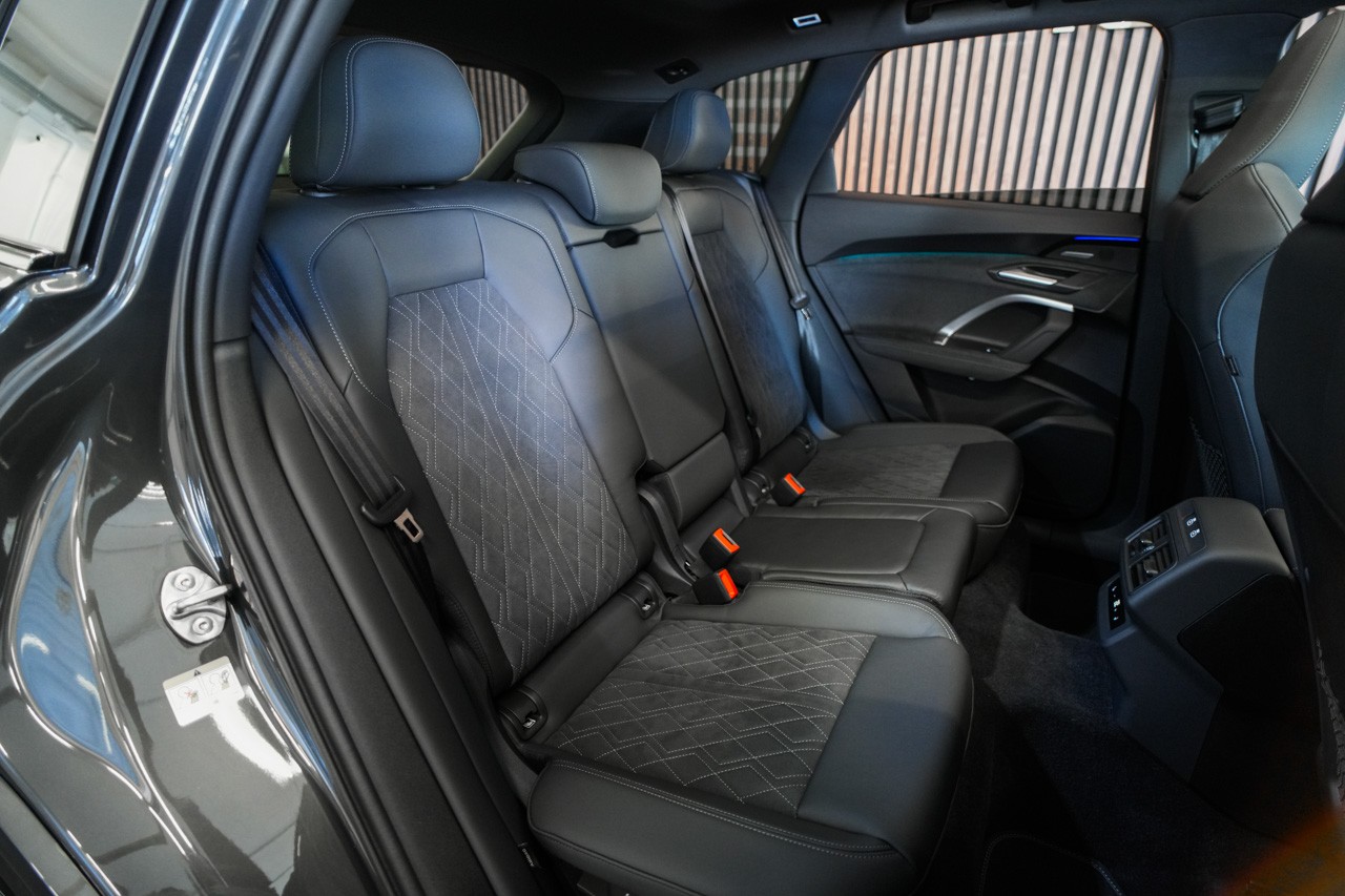 AUDI Q5 e-hybrid quattro 270 kW S-tronic-image-16