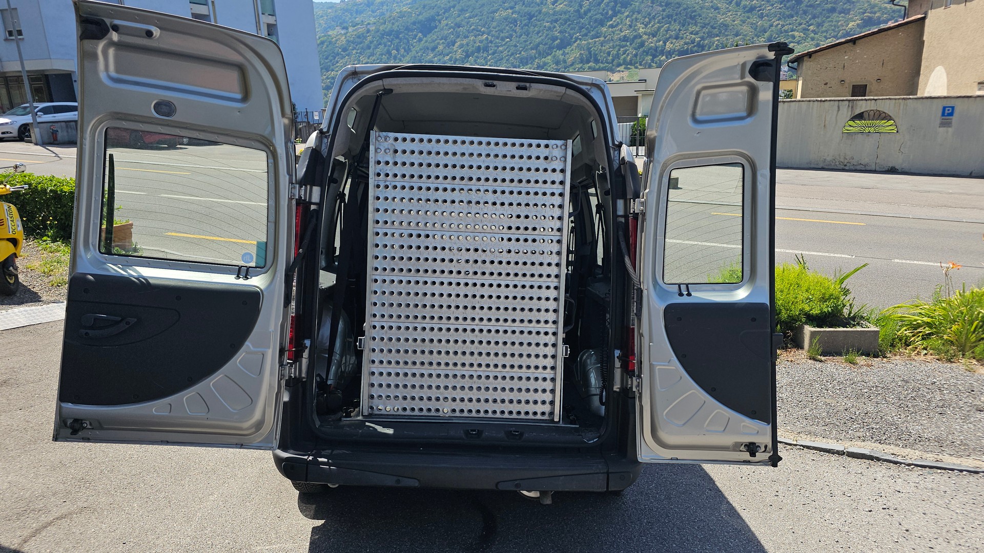 FIAT Doblo 1.6 ELX-image-5