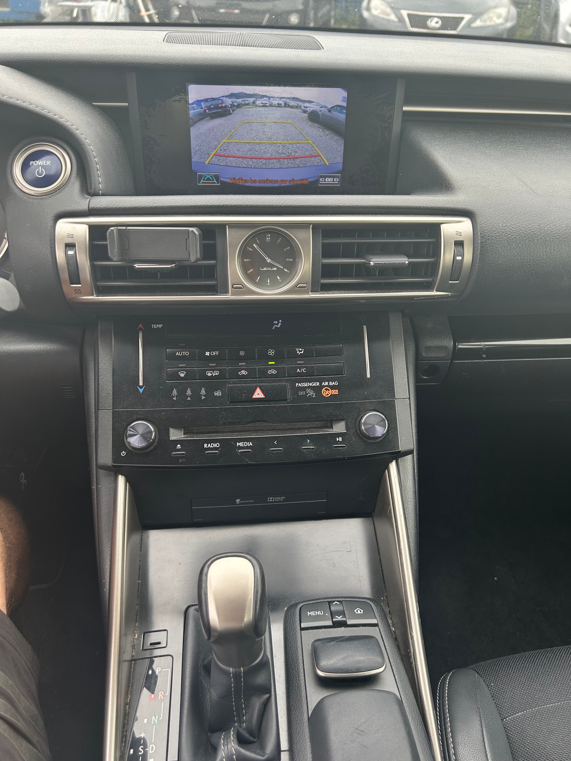 LEXUS IS 300h Automatic-image-8