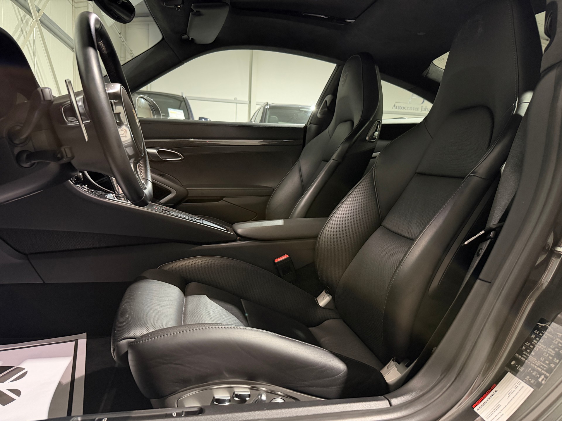 PORSCHE 911 Turbo S PDK (CH)-image-14