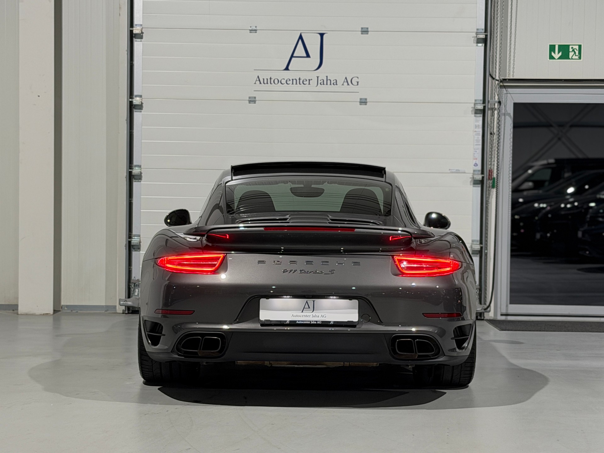 PORSCHE 911 Turbo S PDK (CH)-image-19