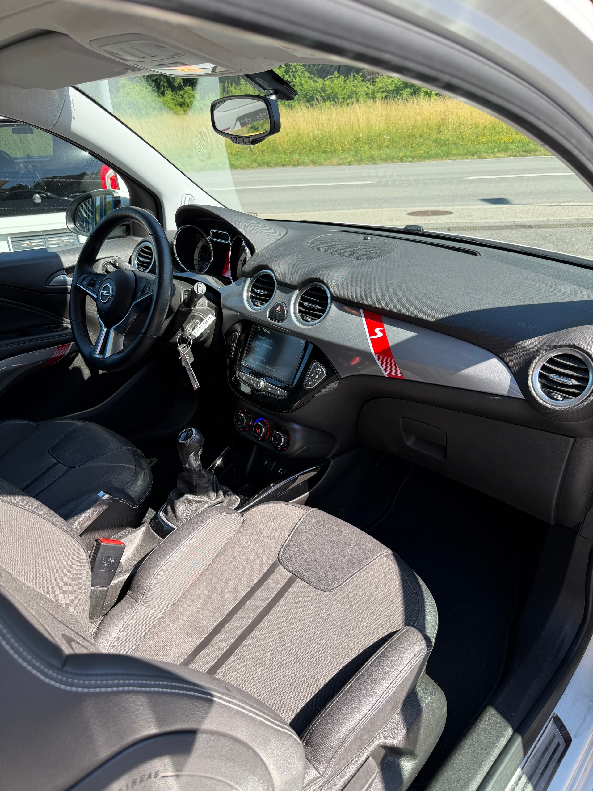 OPEL Adam 1.4 Turbo S Black Jack-image-8