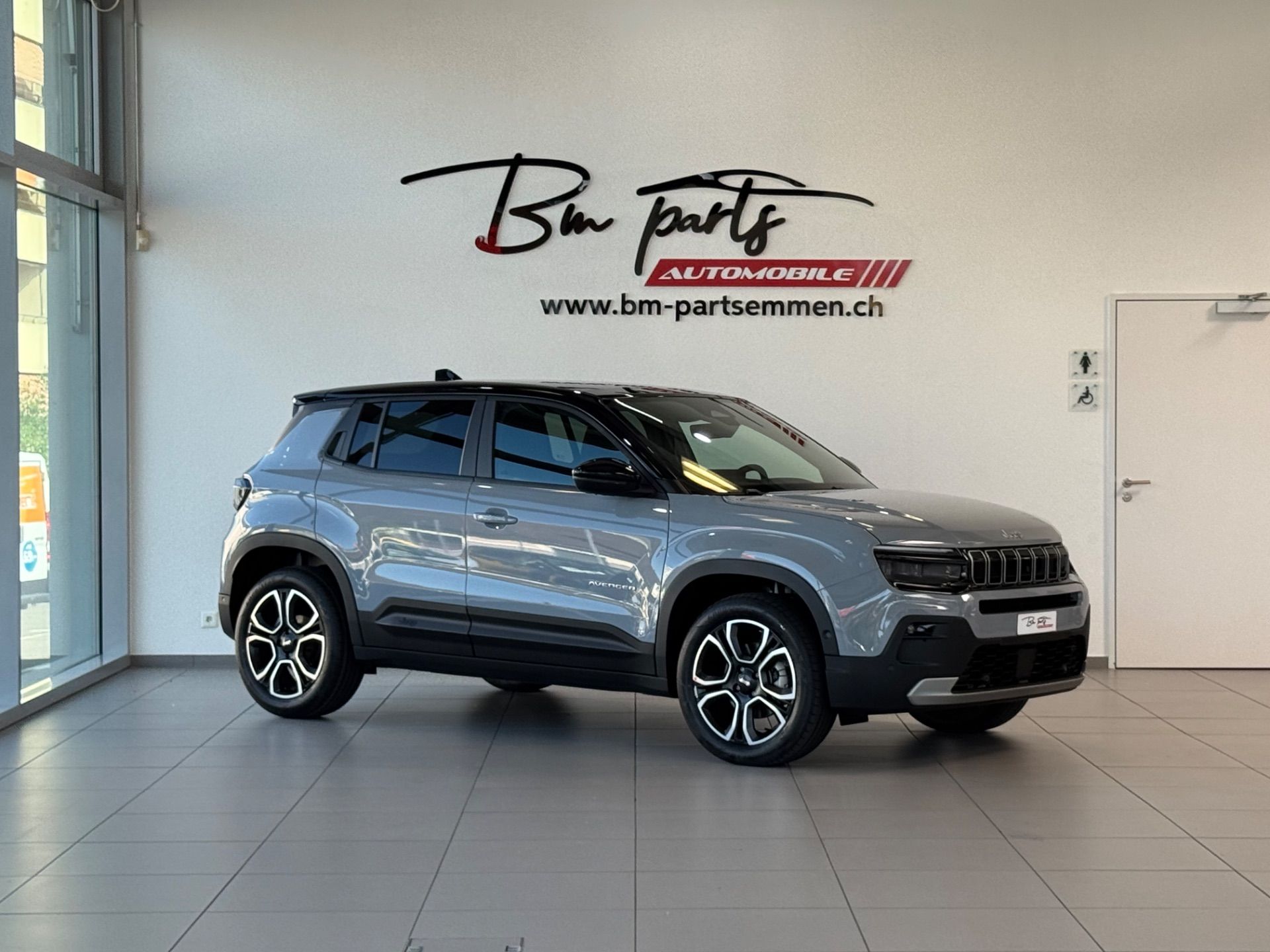 JEEP Avenger 1.2 Turbo MHEV Summit Sky-image-0