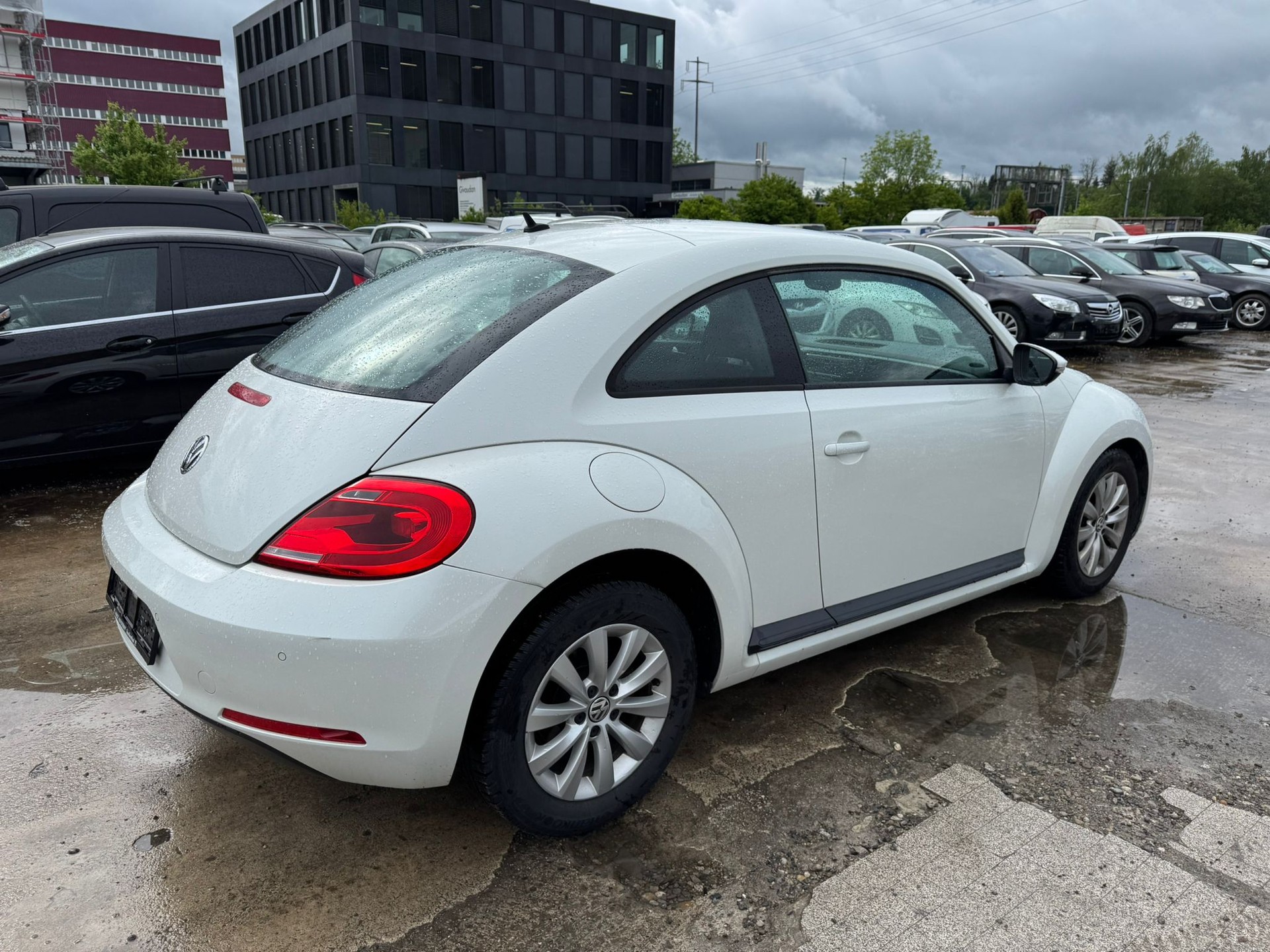 VW Beetle 1.6 TDI Design-image-5