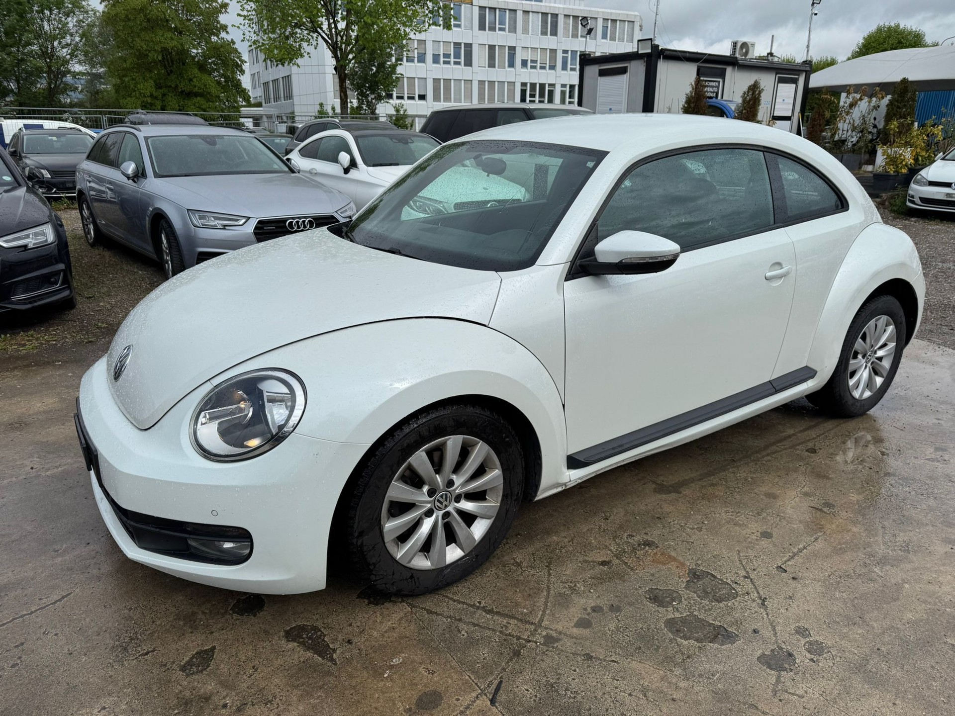 VW Beetle 1.6 TDI Design-image-2