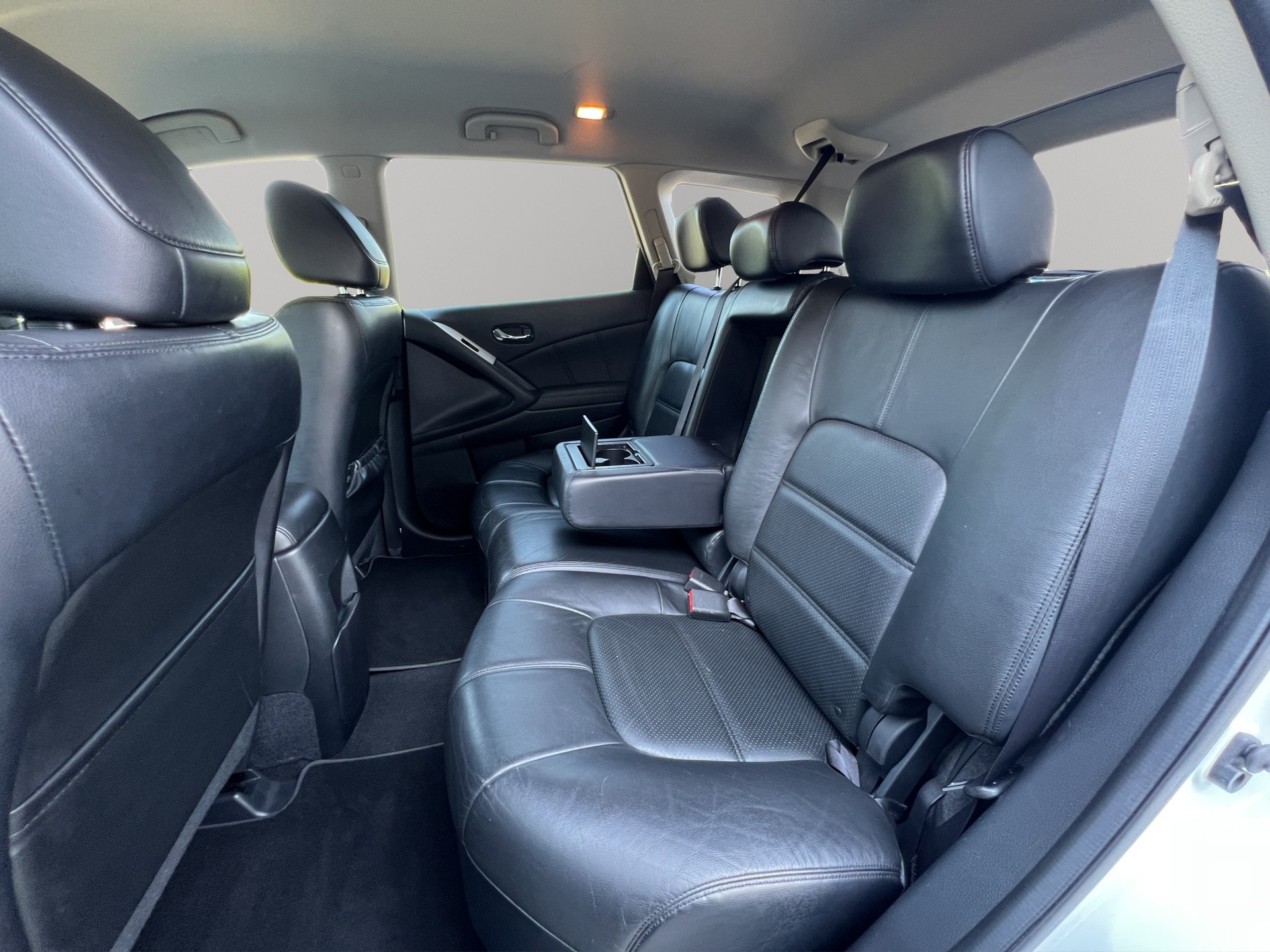 NISSAN Murano 3.5 V6 Executive Xtronic CVT-image-10