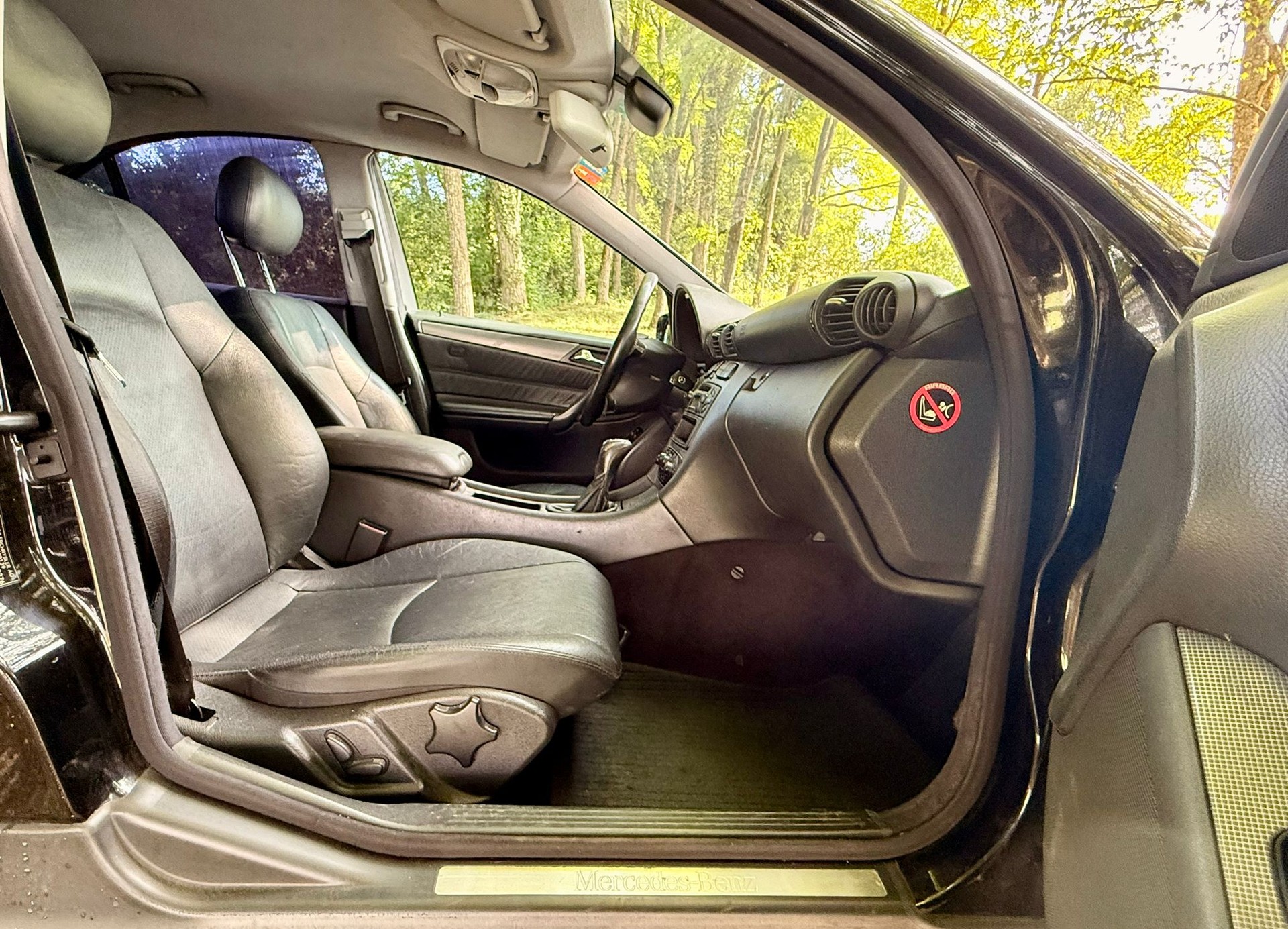 MERCEDES-BENZ C 200 Kompressor Avantgarde-image-22