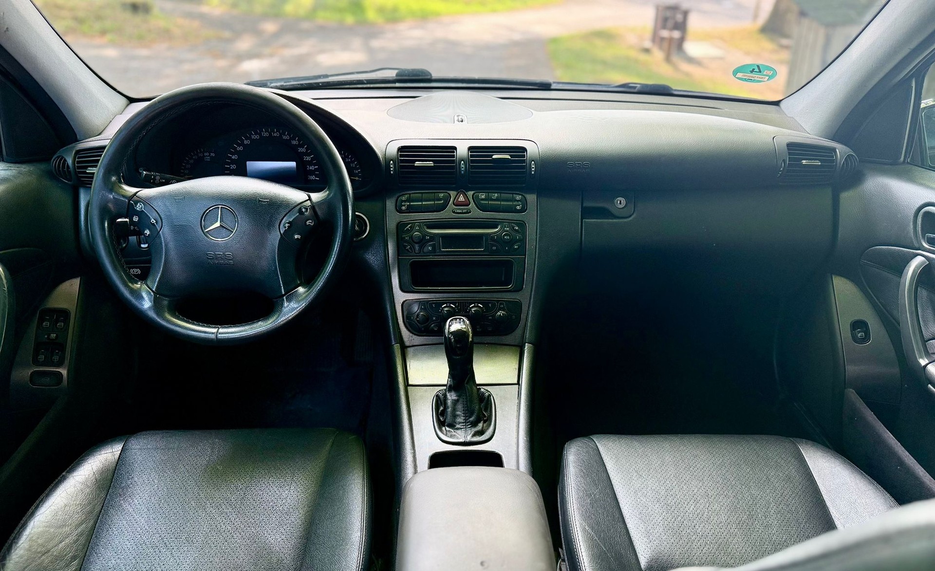 MERCEDES-BENZ C 200 Kompressor Avantgarde-image-25