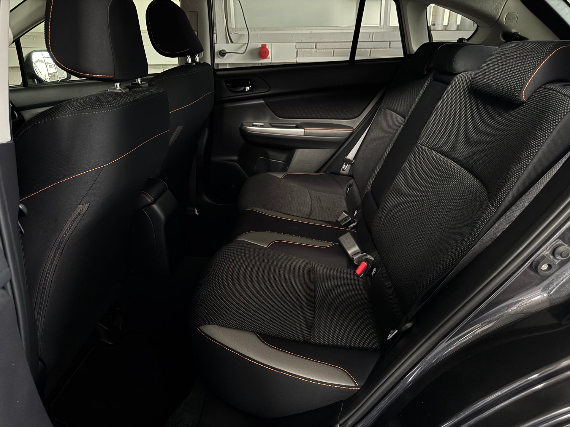 SUBARU XV 2.0 Swiss One AWD CVT-image-6