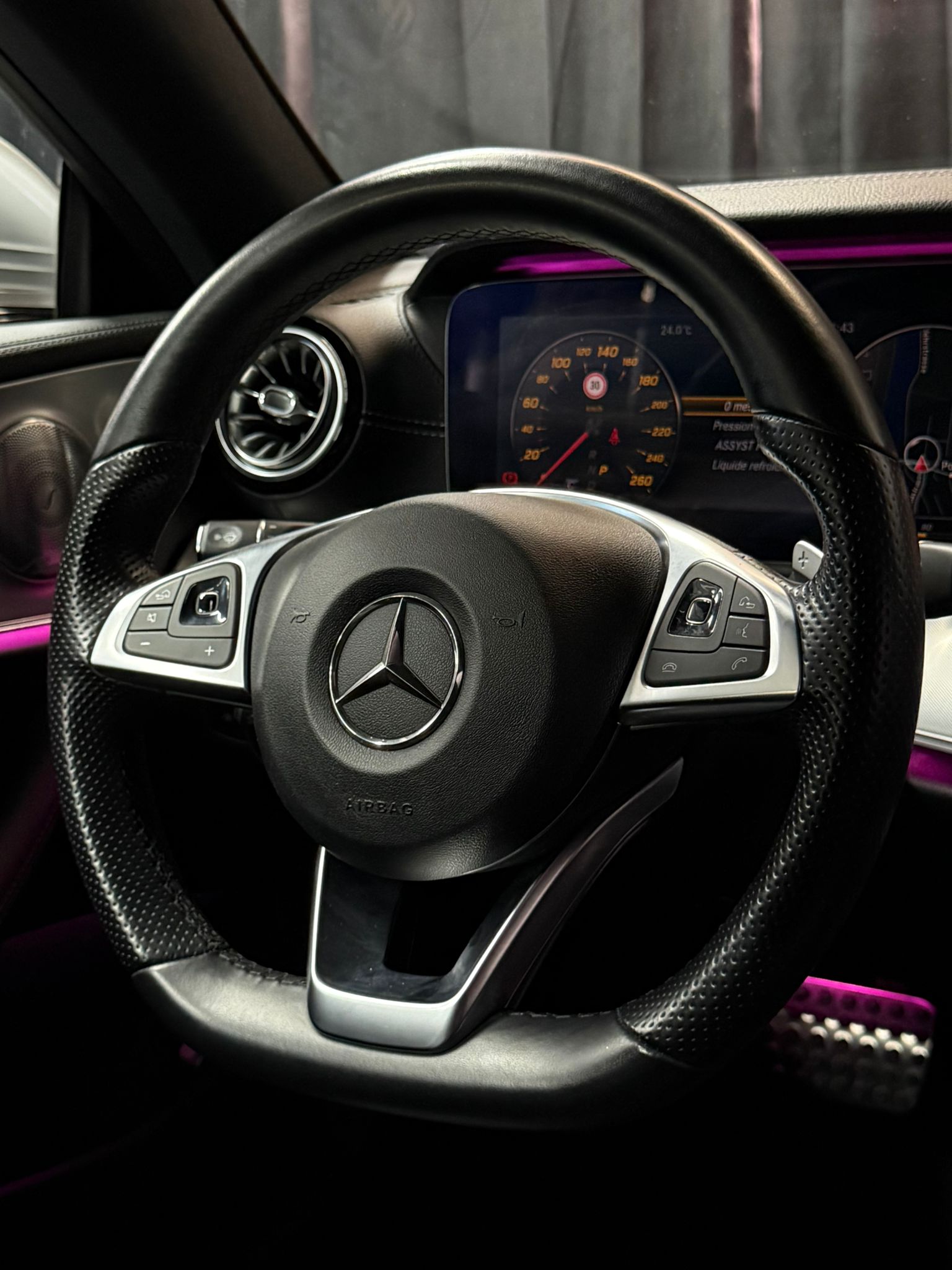 MERCEDES-BENZ E 400 Coupé AMG Line 4 Matic 9G-Tronic-image-13