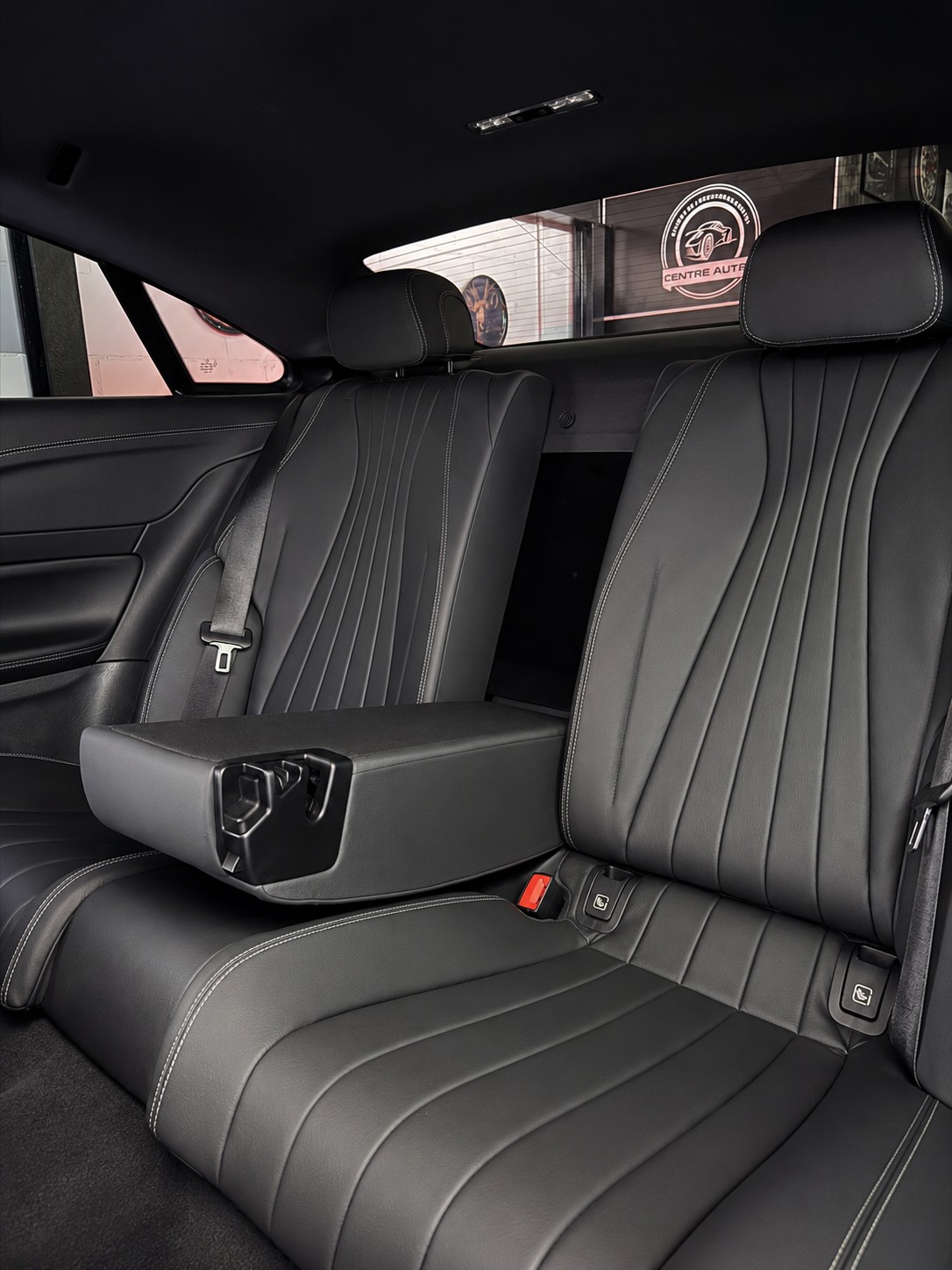 MERCEDES-BENZ E 400 Coupé AMG Line 4 Matic 9G-Tronic-image-10