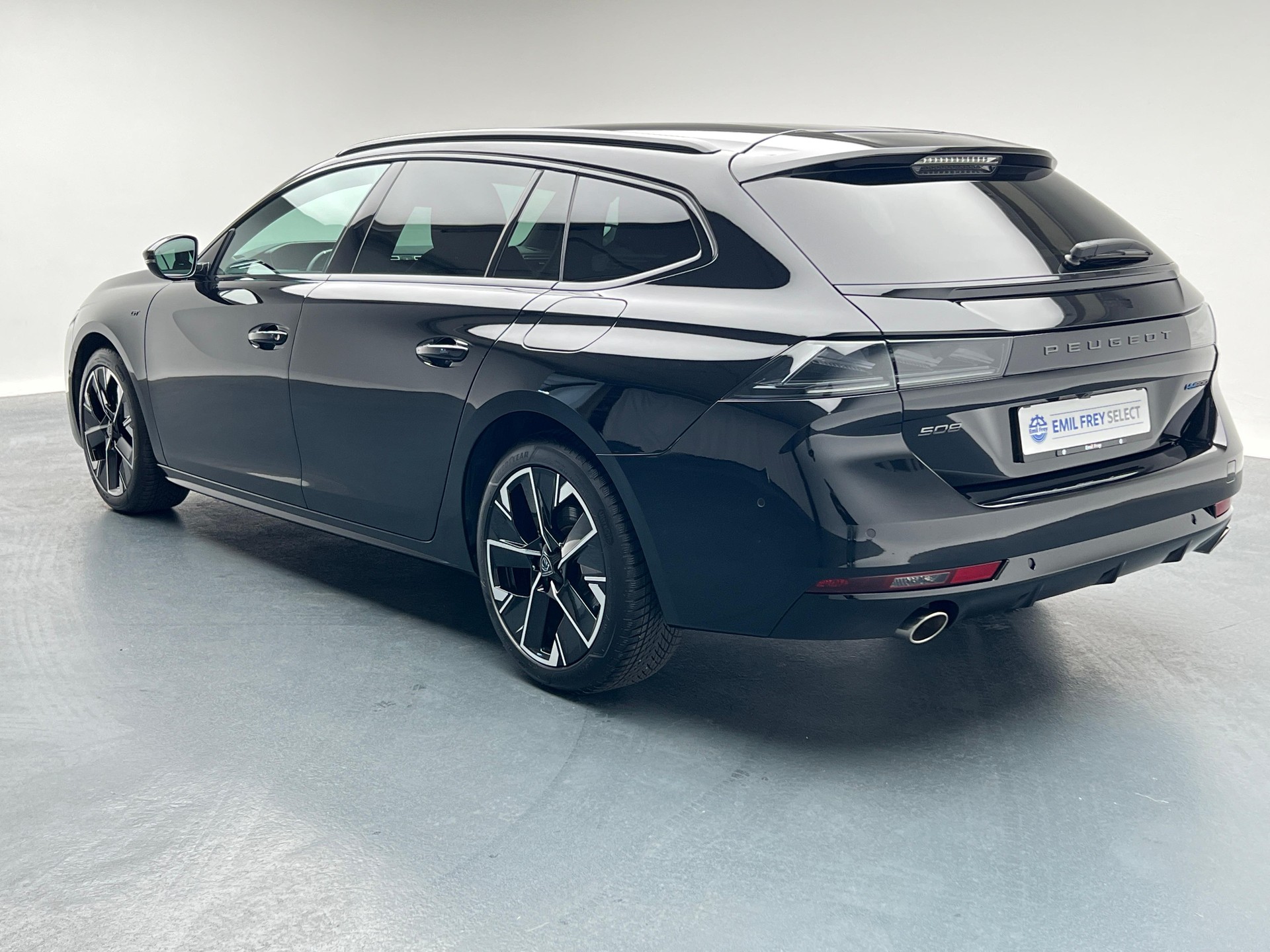PEUGEOT 508 SW 1.6 Plug-in Hybrid GT-image-4