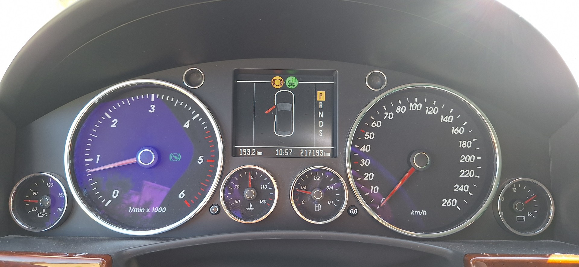 VW Touareg 3.0 TDI-image-28