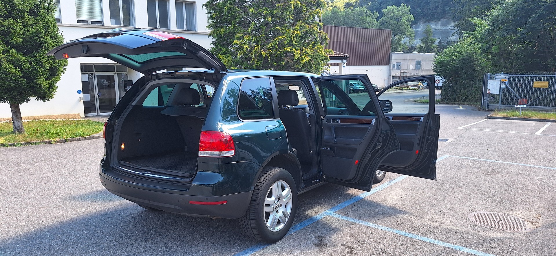 VW Touareg 3.0 TDI-image-19