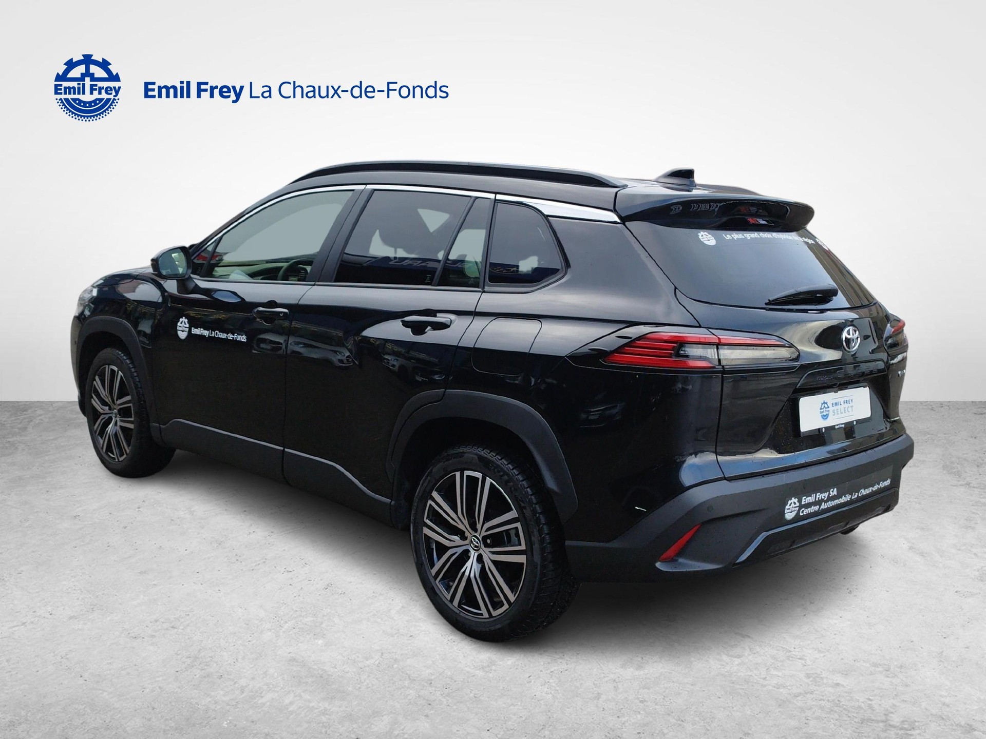 TOYOTA Corolla Cross 2.0 HSD Premium AWD-i-image-2