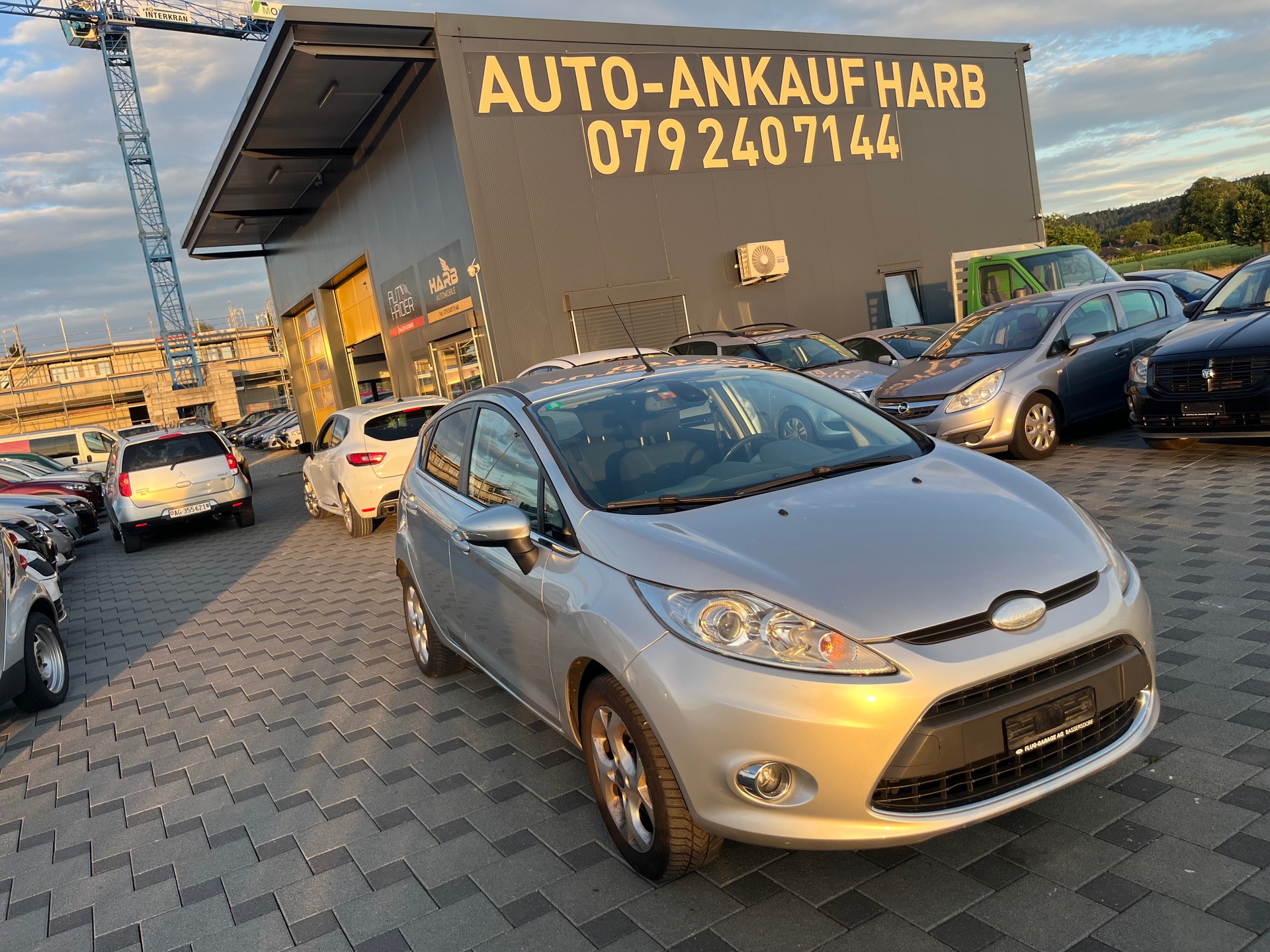 FORD Fiesta 1.4 16V Trend Automatic-image-4