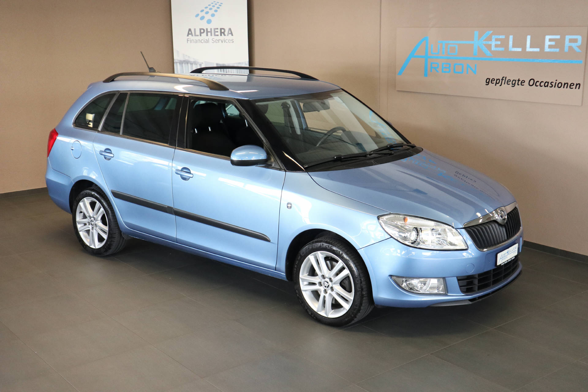 SKODA Fabia Combi 1.2 TSI Elegance DSG-image-1