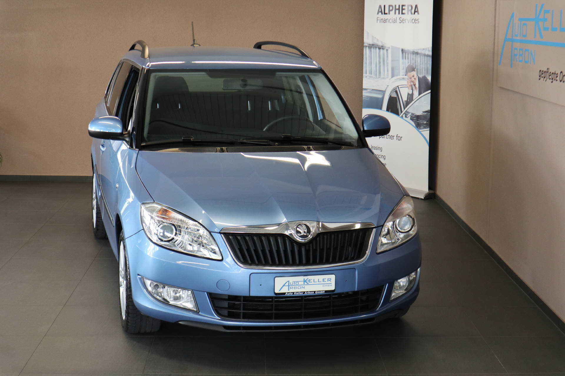 SKODA Fabia Combi 1.2 TSI Elegance DSG-image-2