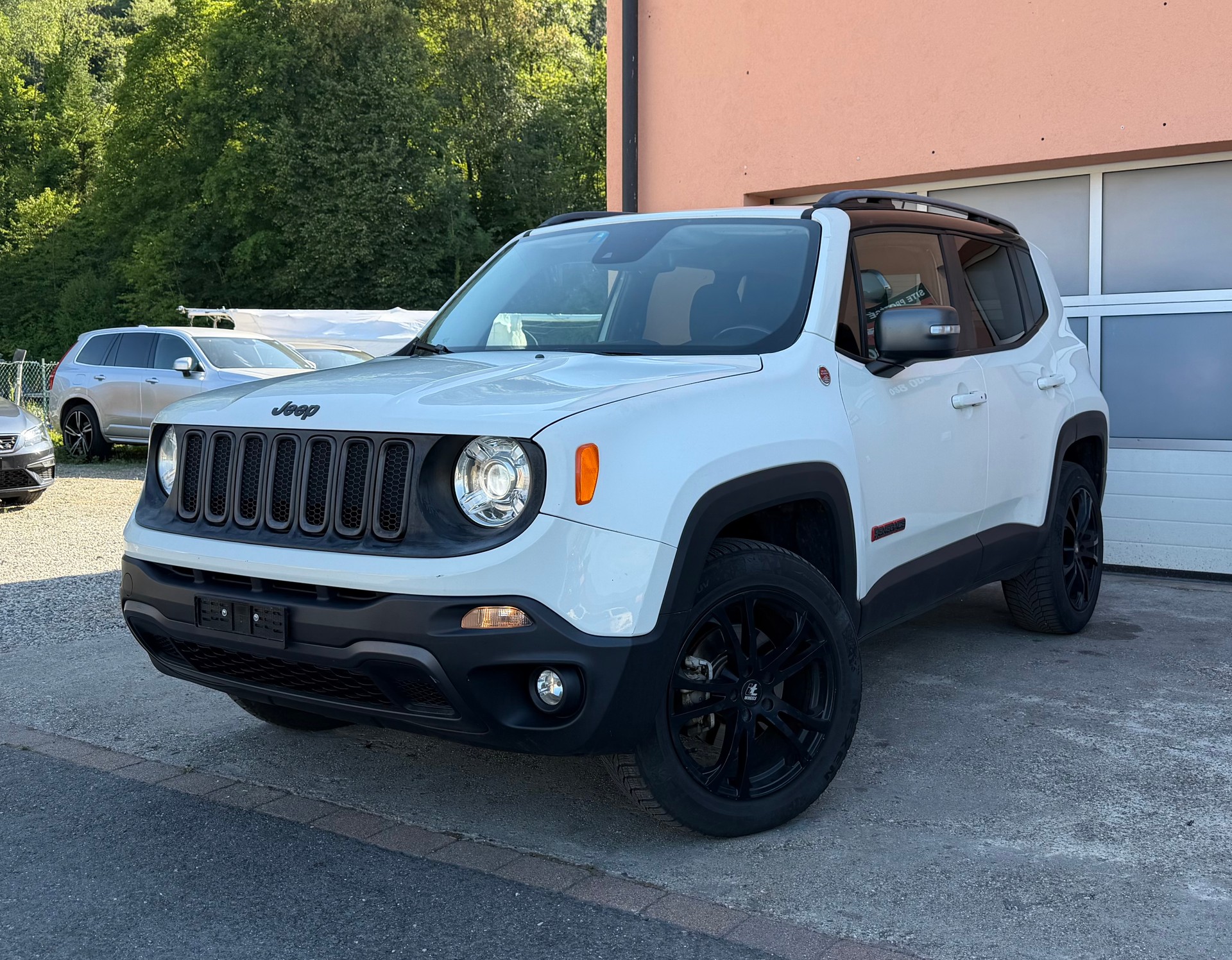 JEEP Renegade 2.0 CRD Trailhawk AWD + Low Range 9ATX-image-1
