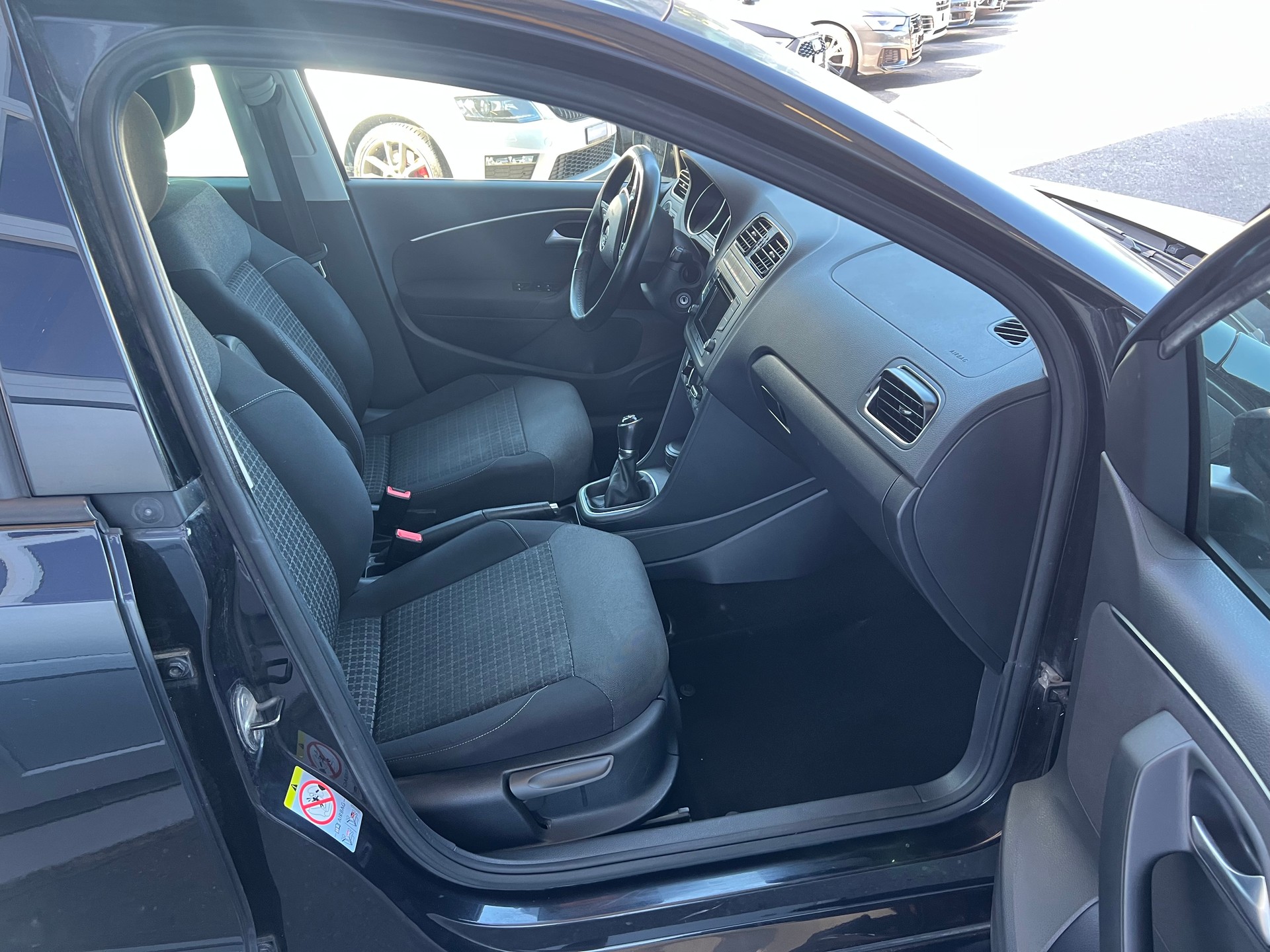 VW Polo 1.4 TDI BMT Comfortline *** Klima * Tempomat * Ab MFK 06.2025 **-image-9