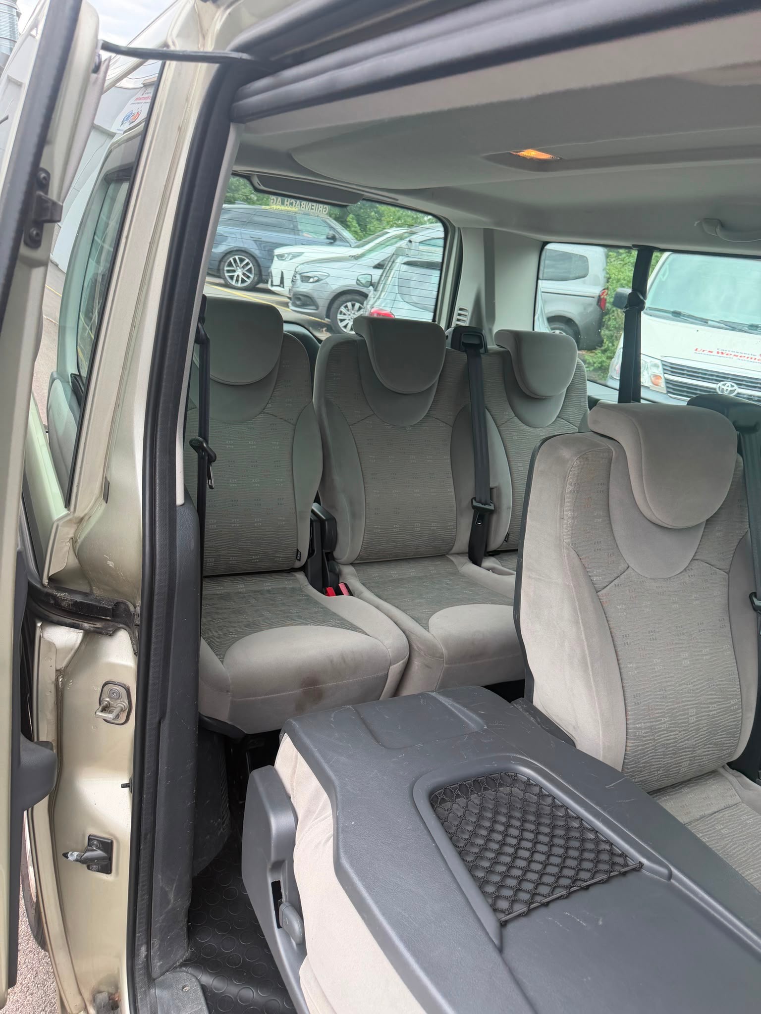 CITROEN Jumpy 2.0 HDi L2H1 Business-image-10