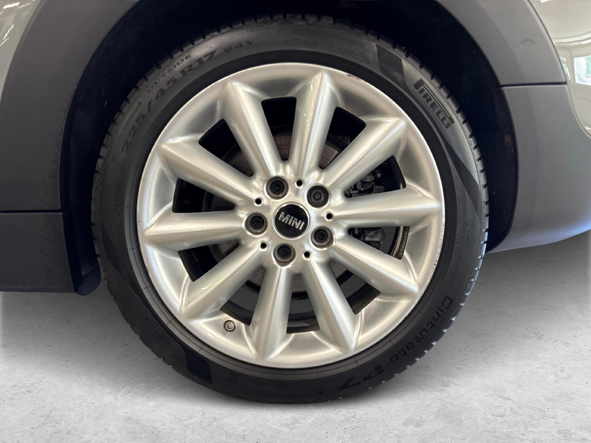 MINI Clubman F54 1.5i Cooper-image-19